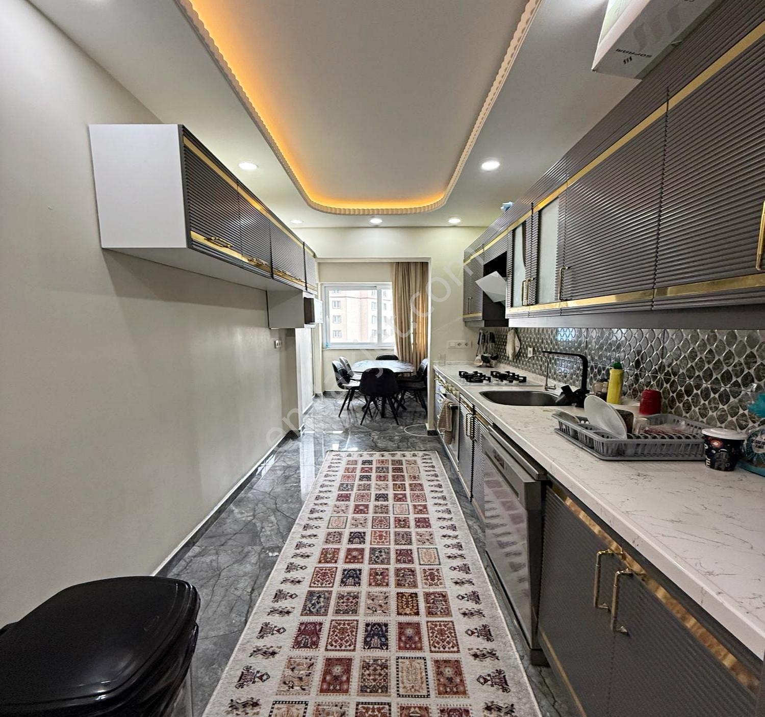 Barış Mahallesi Kat Mülkiyetli Site İçi Dekorlu Satılık Daire - Görsel 4