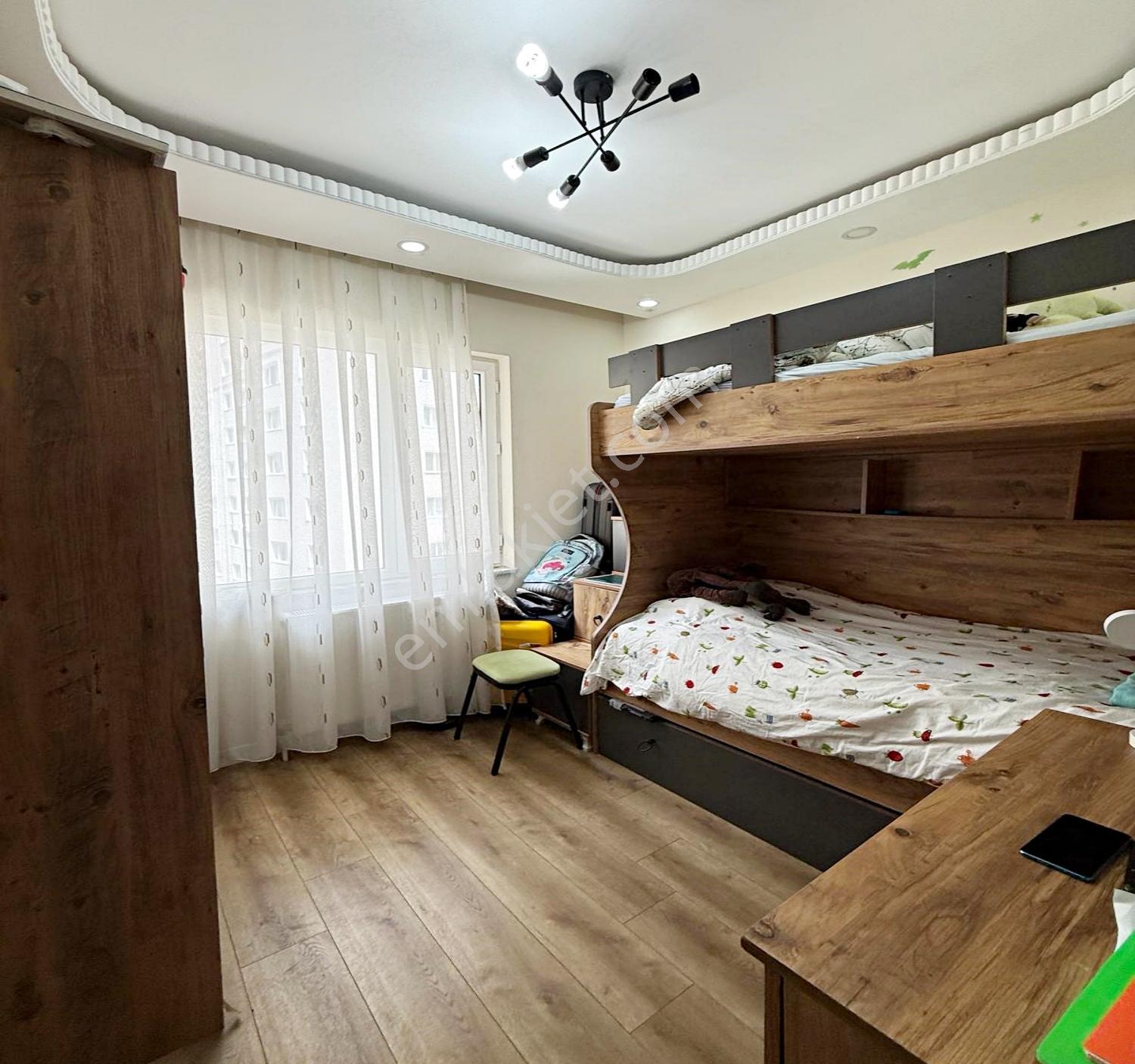 Barış Mahallesi Kat Mülkiyetli Site İçi Dekorlu Satılık Daire - Görsel 20
