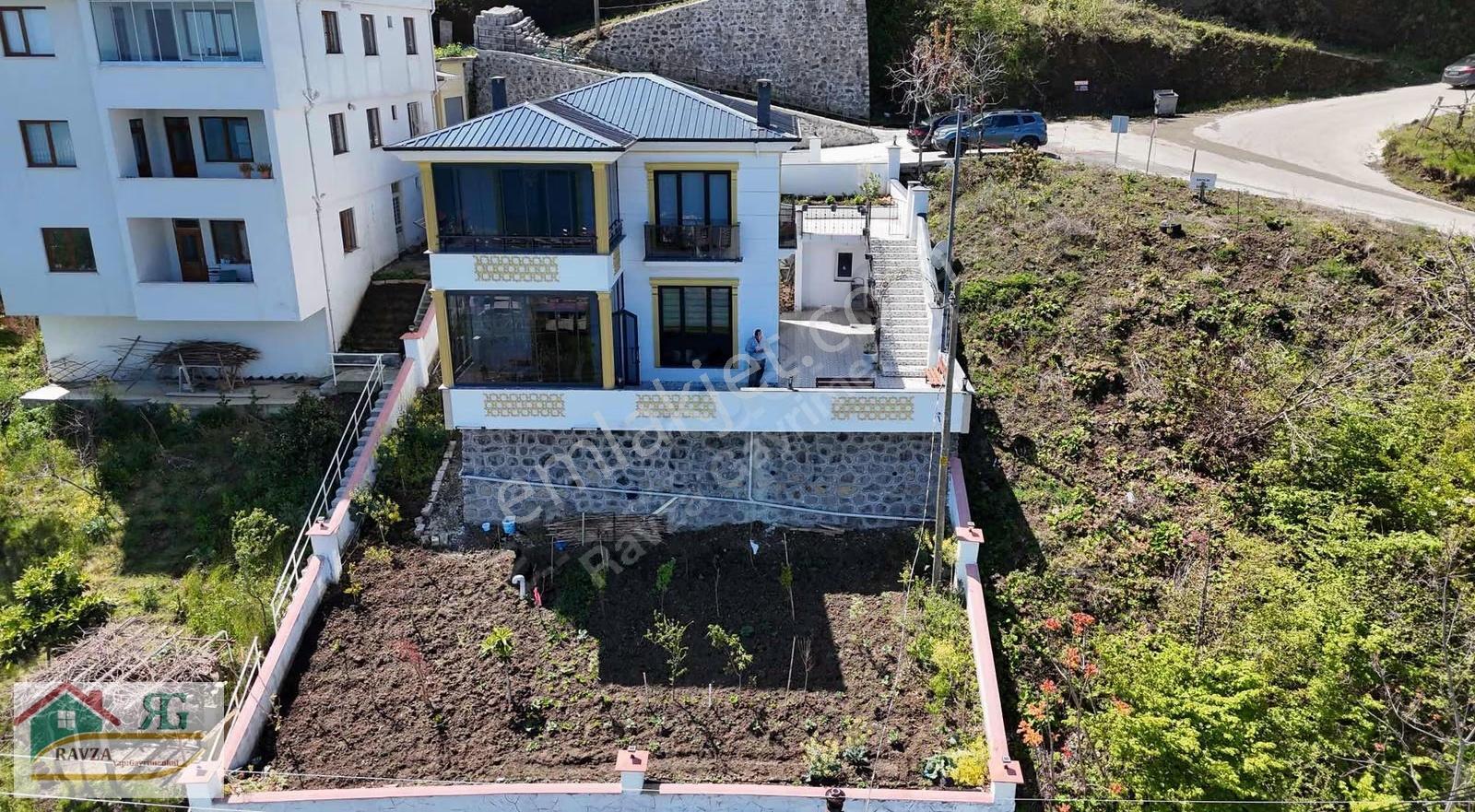 Akçaabat'ta Deniz Manzaralı Satılık 3+1 Villa (400m² Arsa) - Görsel 30