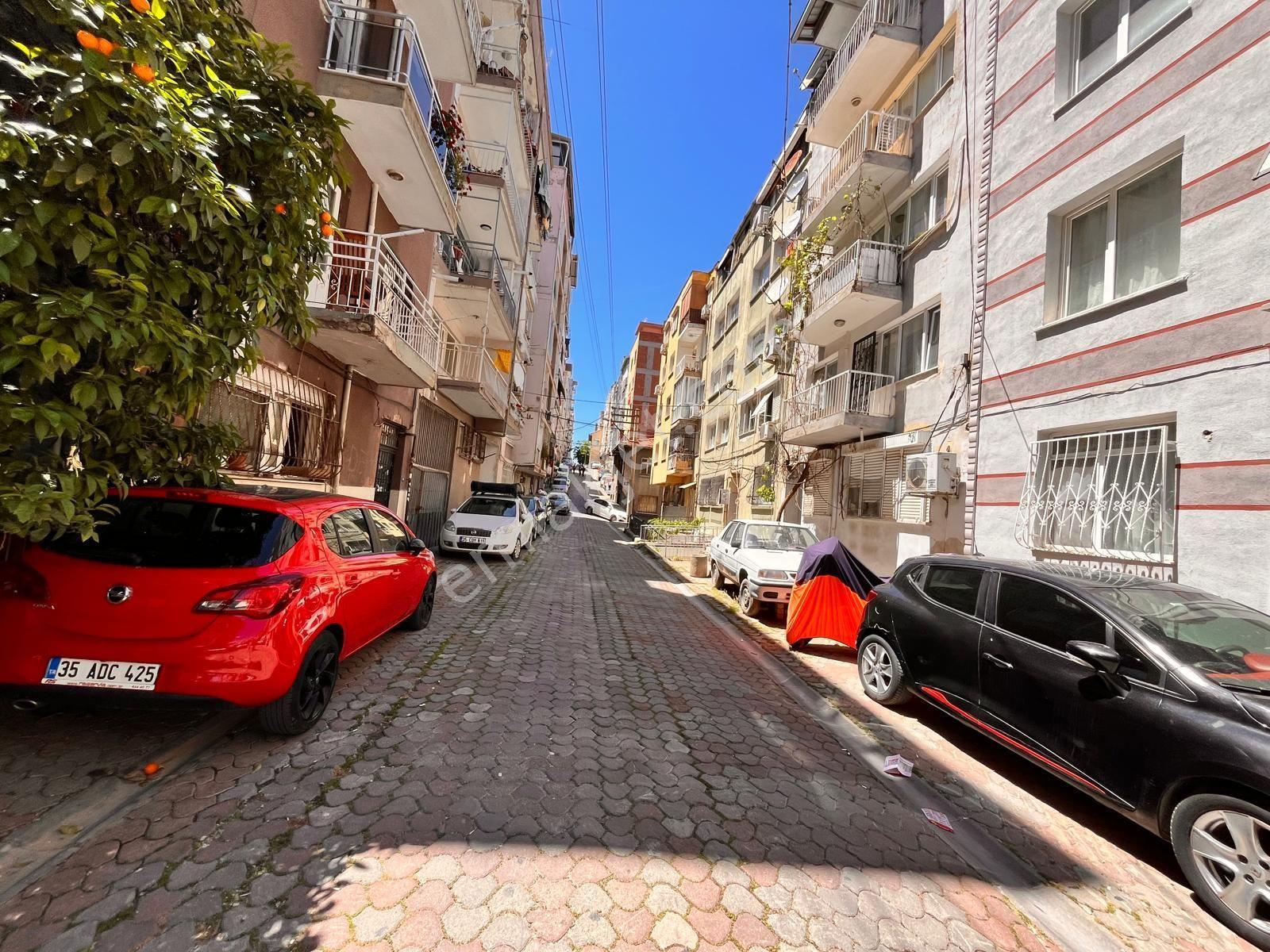 Tarihi Asansör Sokağında Şehit Nihat Bey Cadde Üzeri 3+1 Satılık Daire - Görsel 8