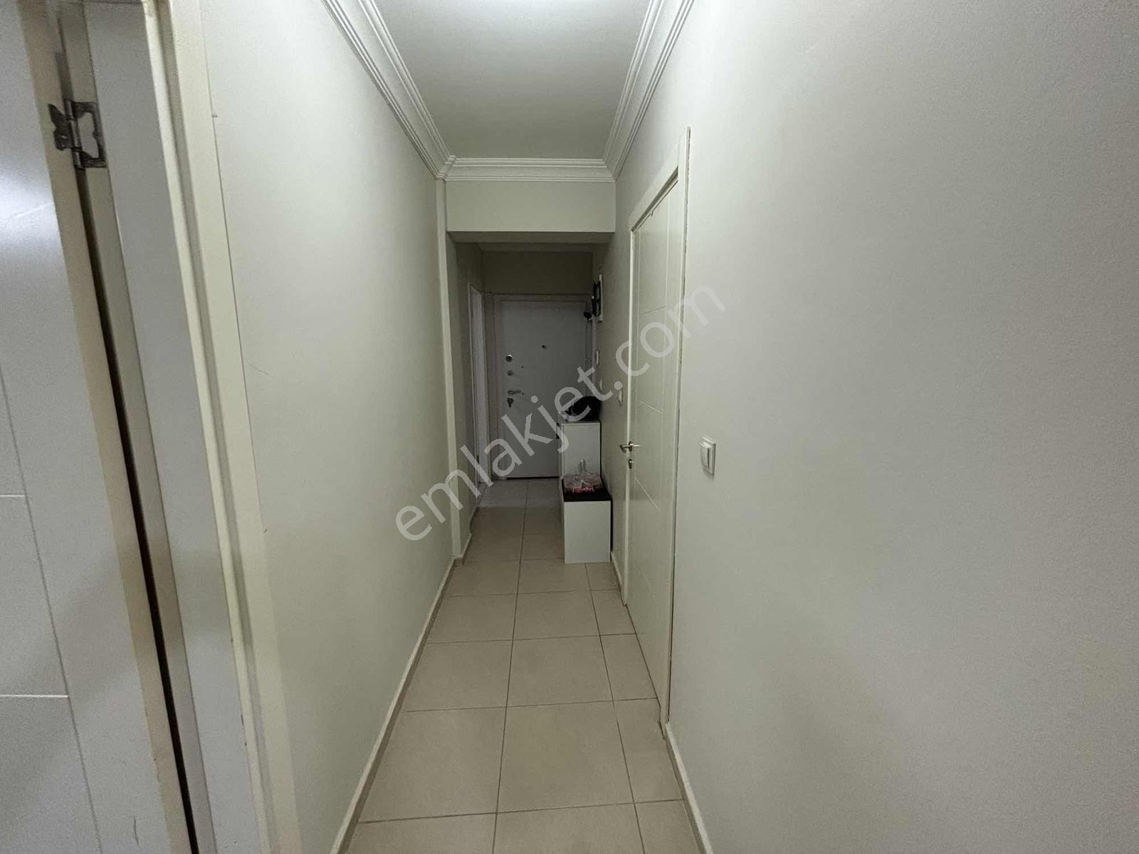 Site İçinde 2+1 D.gazlı Daire Eşyalı Satılık - Görsel 4