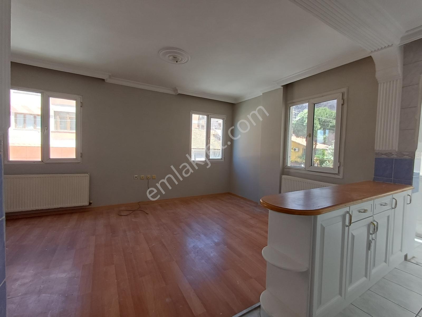 Şirinyer Yiğitlerde Merkezi Konumda 3+1 Kiralık Daire | 120 M² - Görsel 3