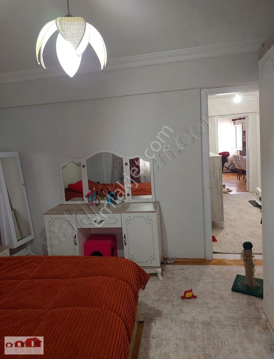 Şirinyerde Koşu İzban Durağı Yakını Doğalgaz Kombili 3+1 - Görsel 7