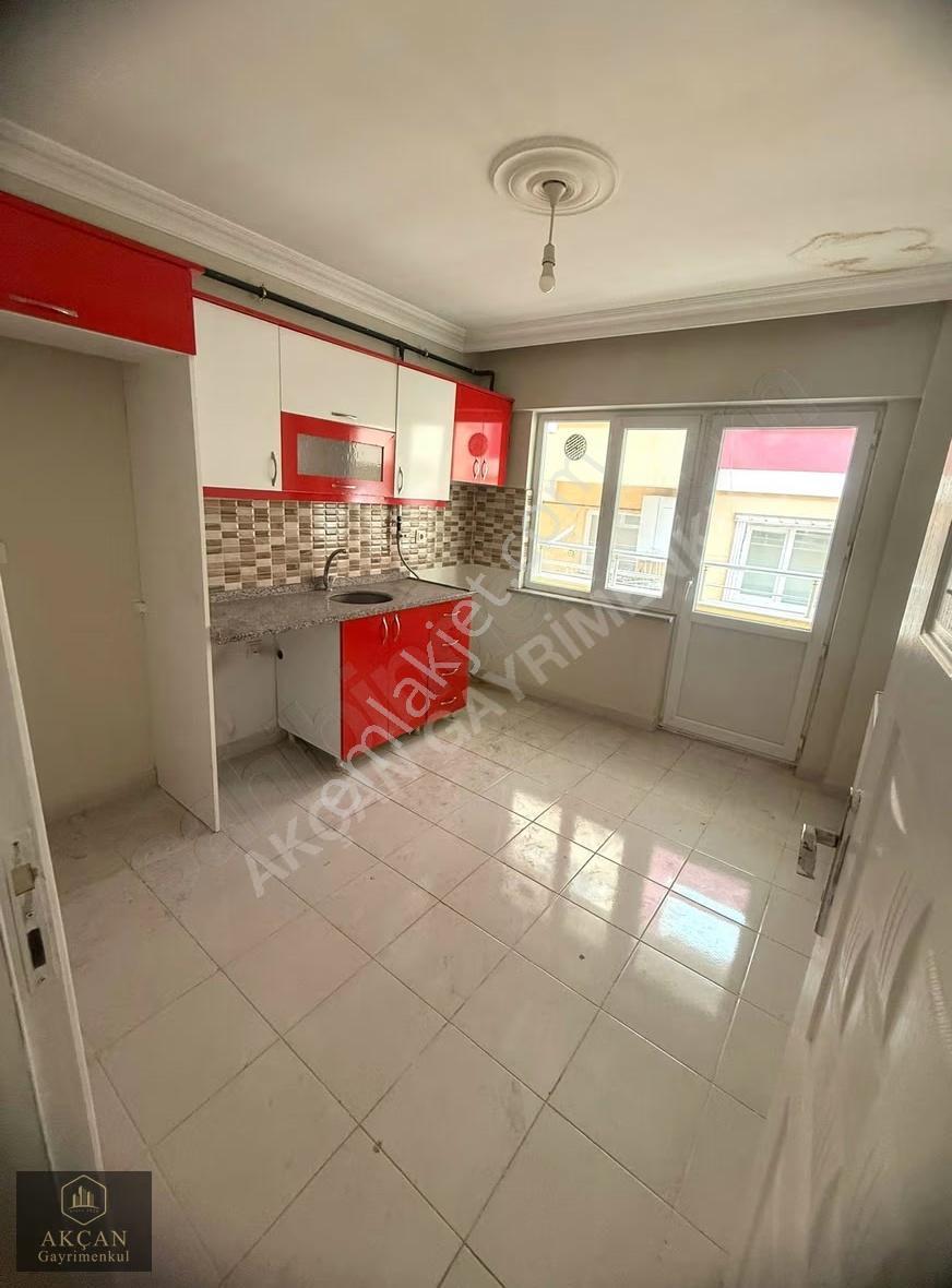 Cemaliye'de 2+1, 107m², Balkonlu Kiralık Daire