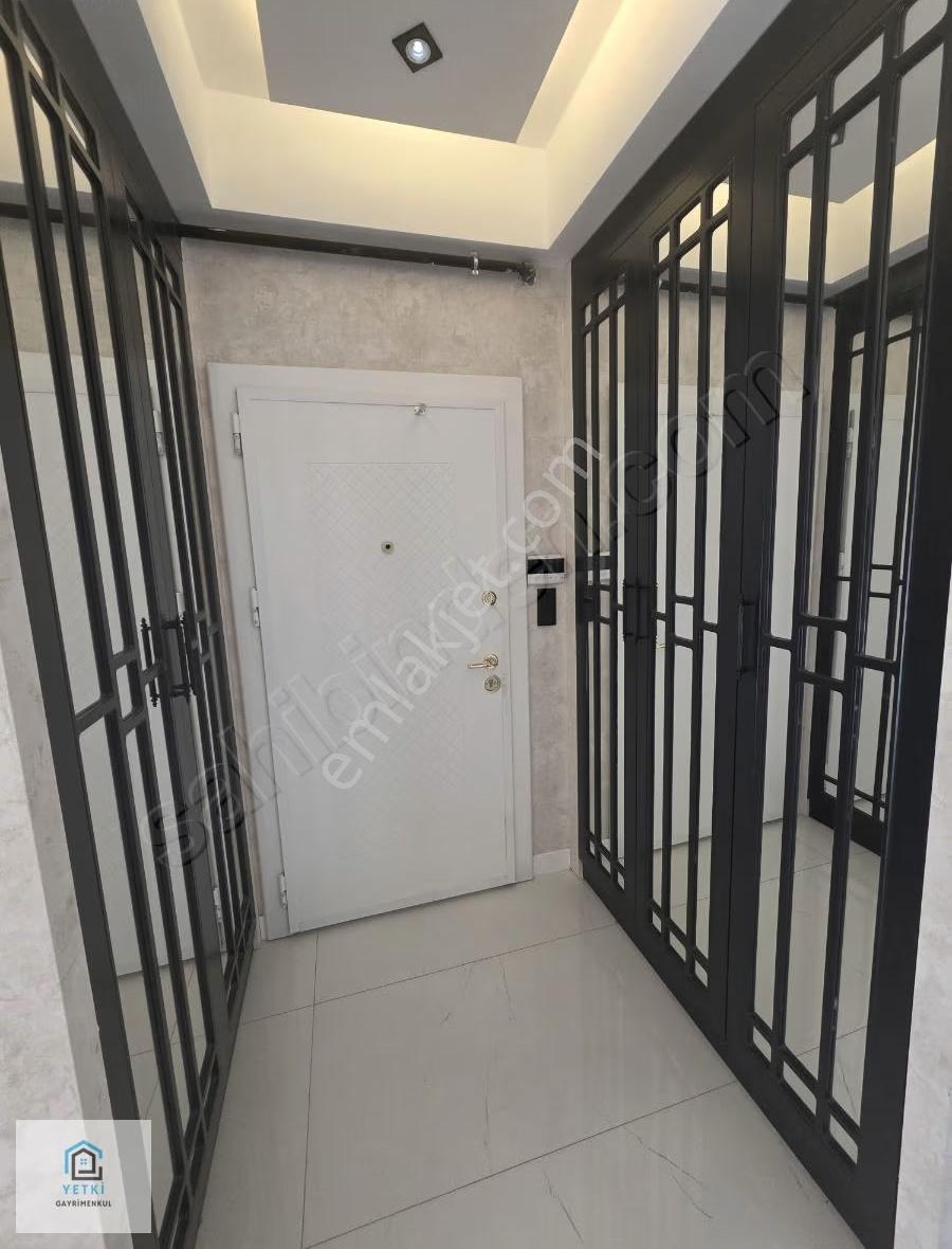 Bagbasinin En Güzel Yerinde 3+1 Lüks Daire Ara Kat - Görsel 15