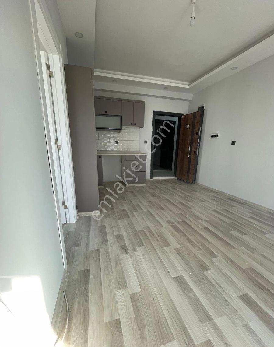Gültepe'de Palalı'dan 1+1 Daire - Görsel 3