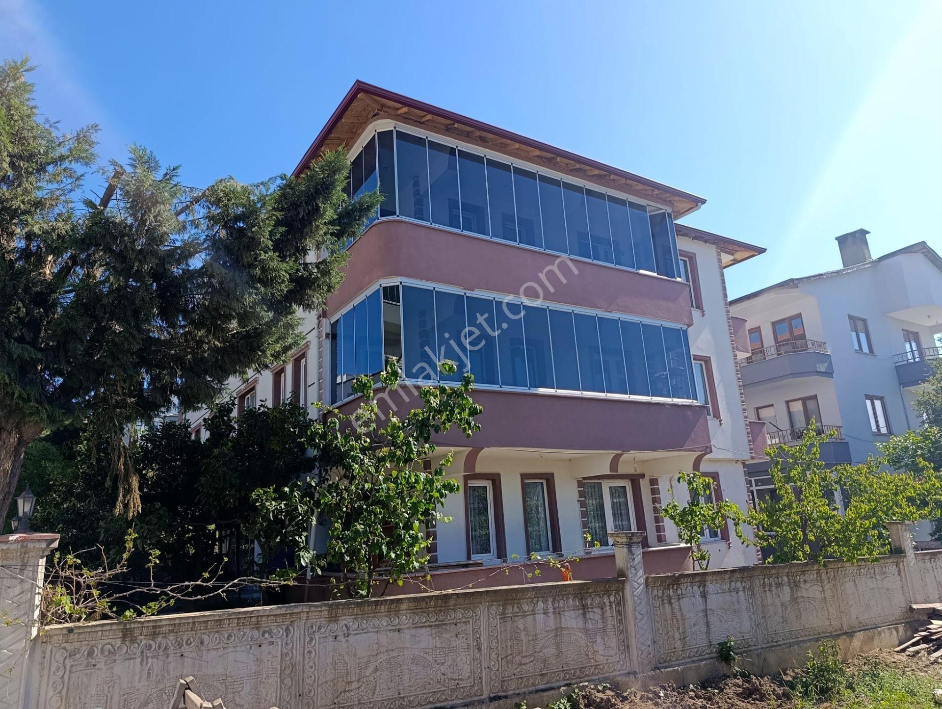Rota'dan Hürriyet Mah.müstakil Komple Satılık Bina - Görsel 2