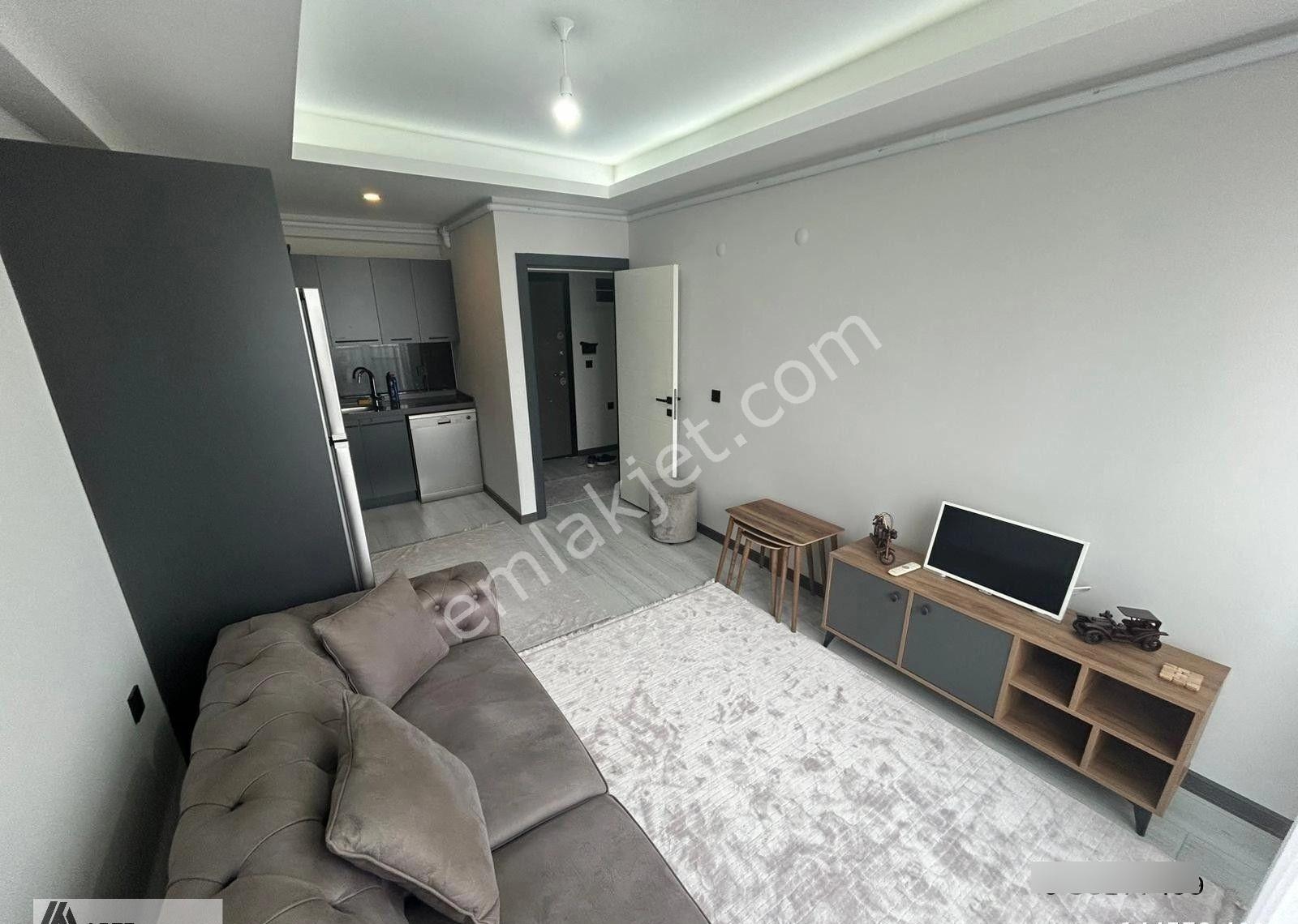Deniz Manzaralı Full Yeni Eşyalı 50 M2 Balkonlu Kiralık Daire