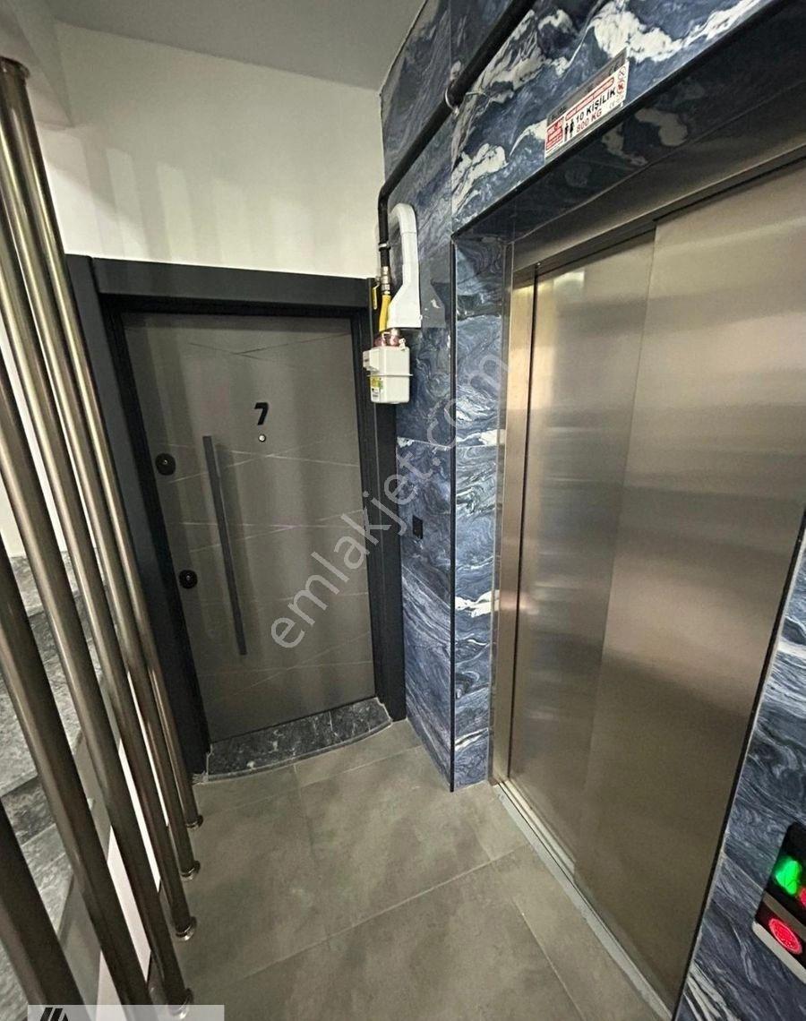 Deniz Manzaralı Full Yeni Eşyalı 50 M2 Balkonlu Kiralık Daire - Görsel 24