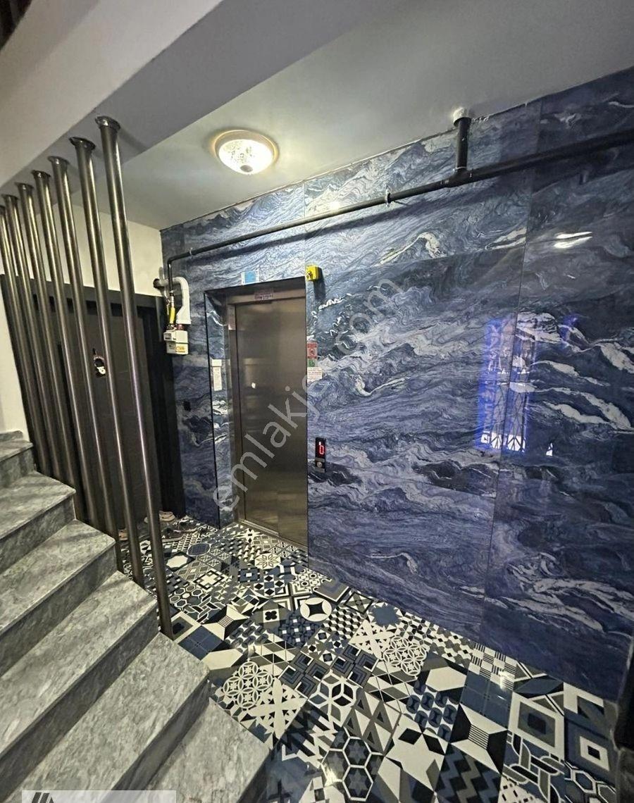 Deniz Manzaralı Full Yeni Eşyalı 50 M2 Balkonlu Kiralık Daire - Görsel 7