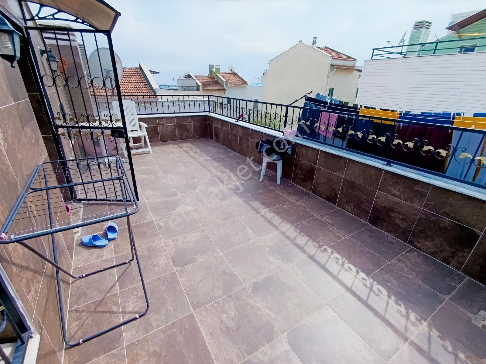 Kuşadası Kadınlar Denizinde Terastan Deniz Manzaralı 4+1 Triplex - Görsel 20