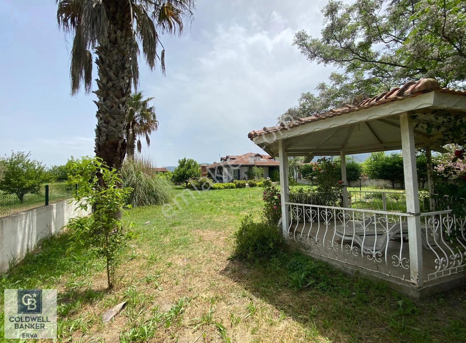 Dalyan 'da Müstakil Havuzlu, 4500 M2 Bahçeli Satılık Villa - Görsel 13
