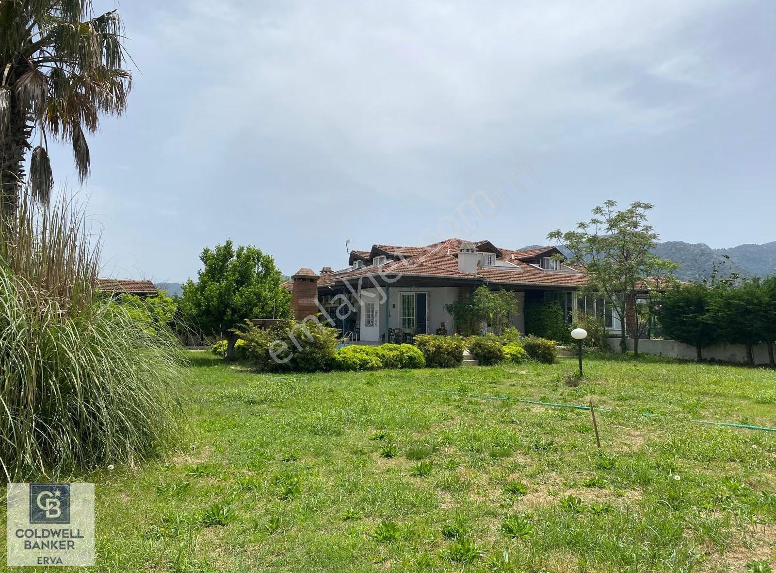 Dalyan 'da Müstakil Havuzlu, 4500 M2 Bahçeli Satılık Villa - Görsel 9