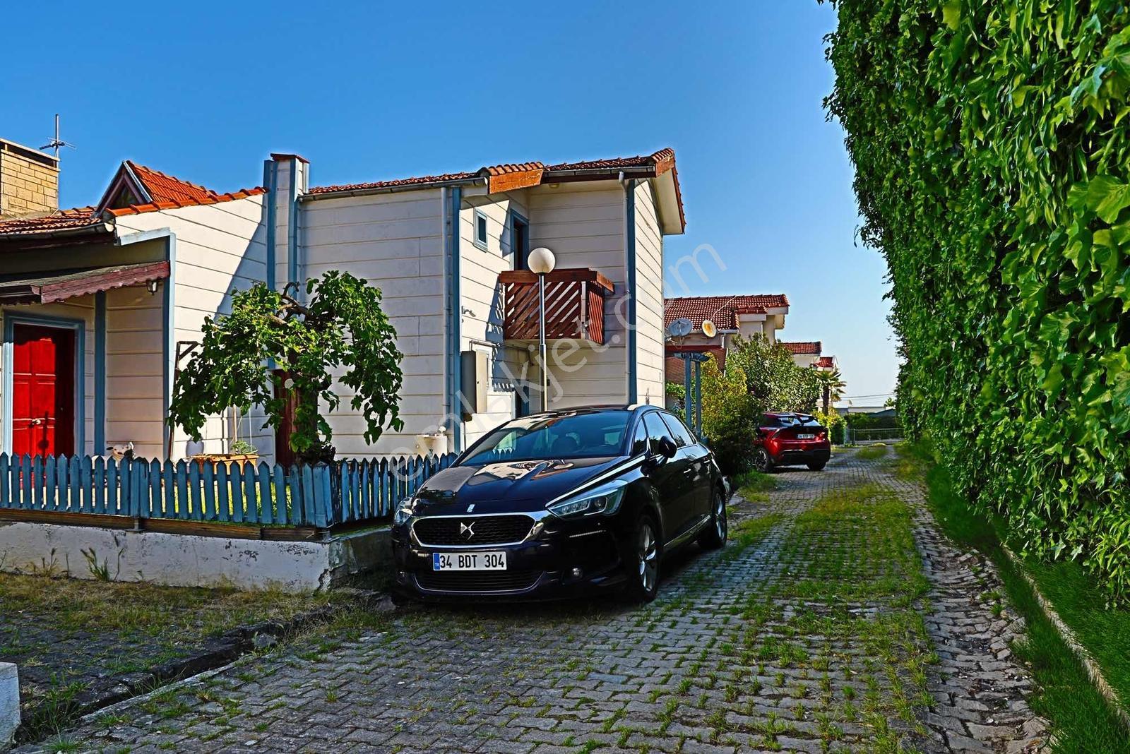 Özel Mimarili Ve Yüksek Tavanlı - Görsel 18