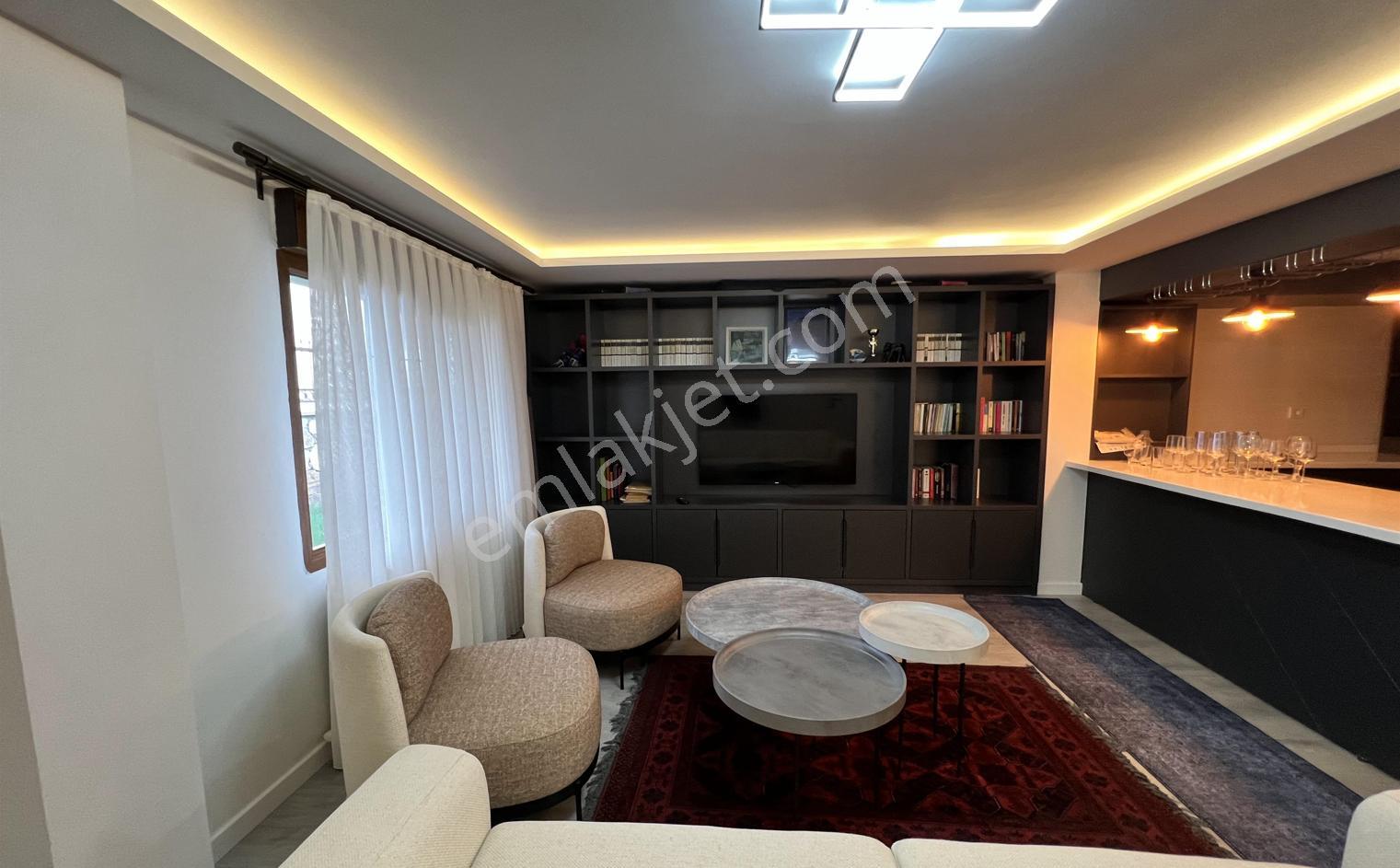 Ayvalık Cunda Da Satılık Harika Dubleks Bodrumlu Villa. - Görsel 6
