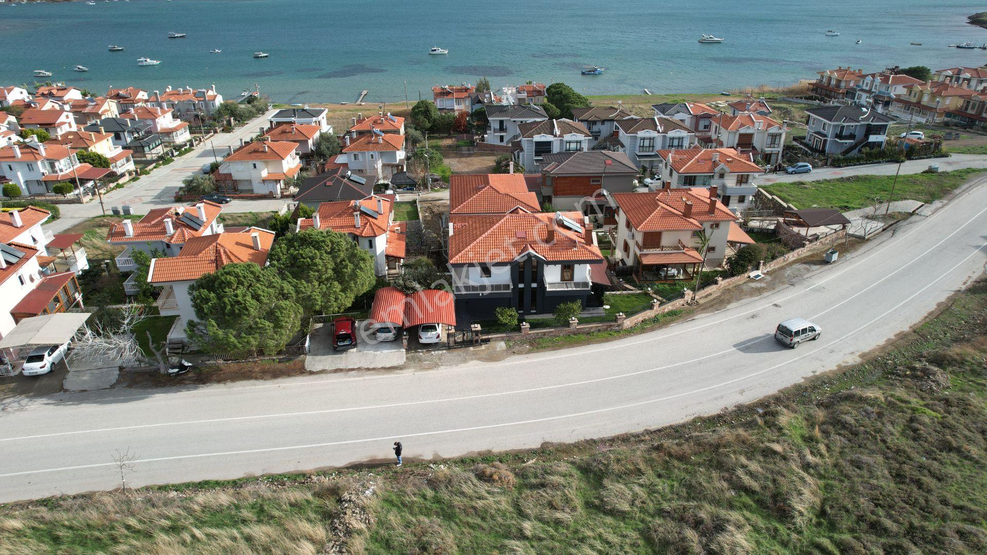 Ayvalık Cunda Da Satılık Harika Dubleks Bodrumlu Villa. - Görsel 21
