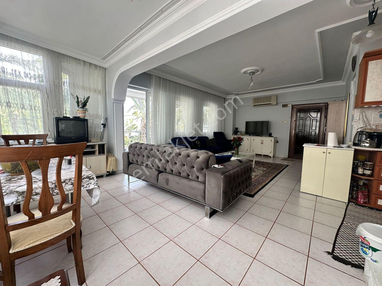 Alanya Konaklıda Denize Sıfır Konumda Satılık 2+1 Fırsat Daire - Görsel 17