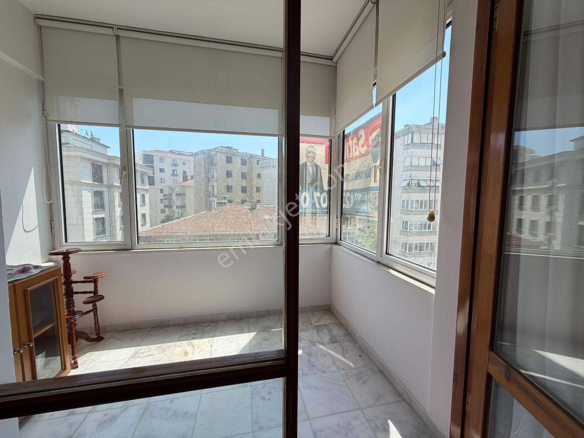 Feneryolu Kapalı Otoparklı Bahçeli Satılık 3+1 Daire / Kiracısız - Görsel 6