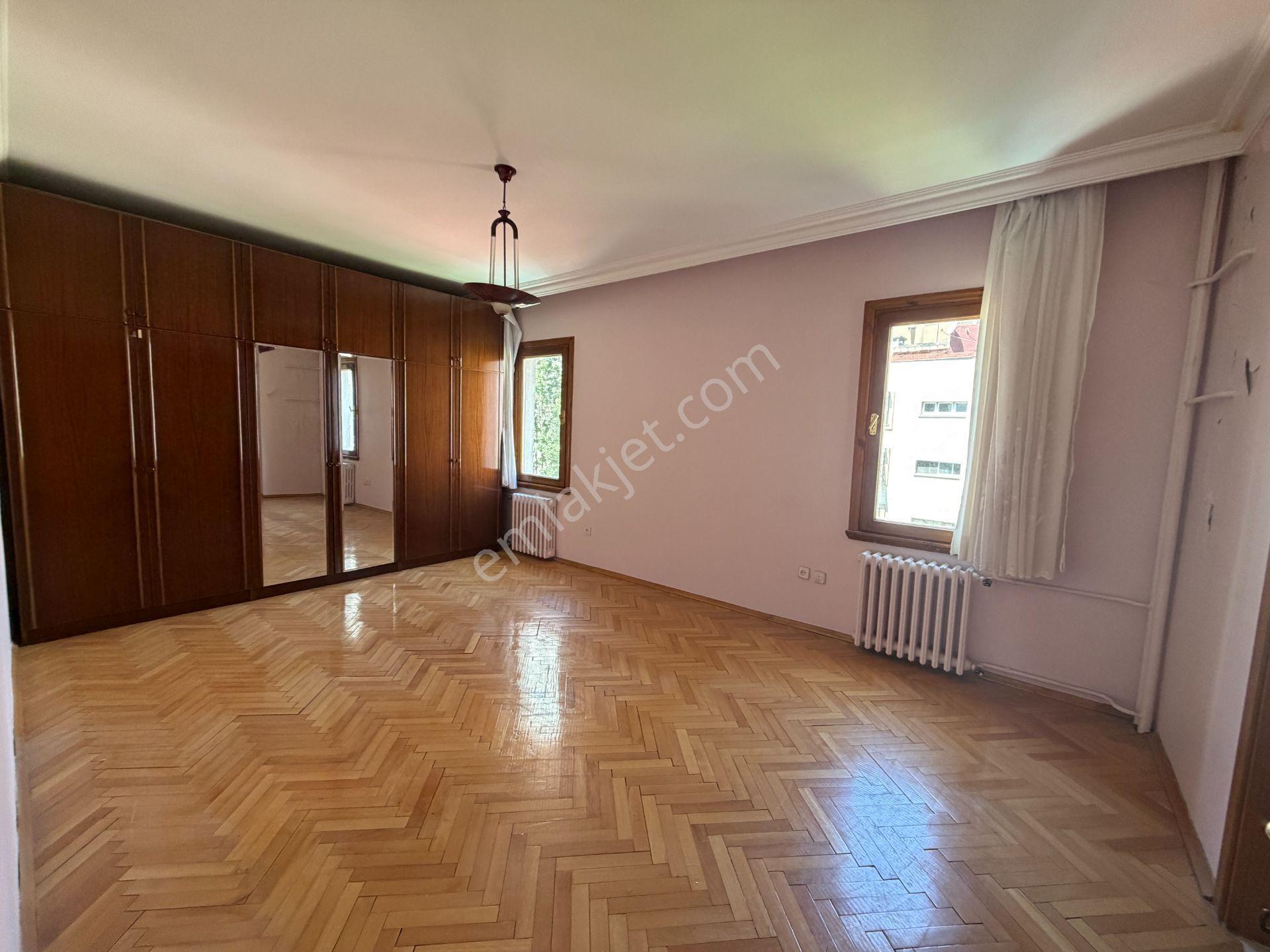 Feneryolu Kapalı Otoparklı Bahçeli Satılık 3+1 Daire / Kiracısız - Görsel 21