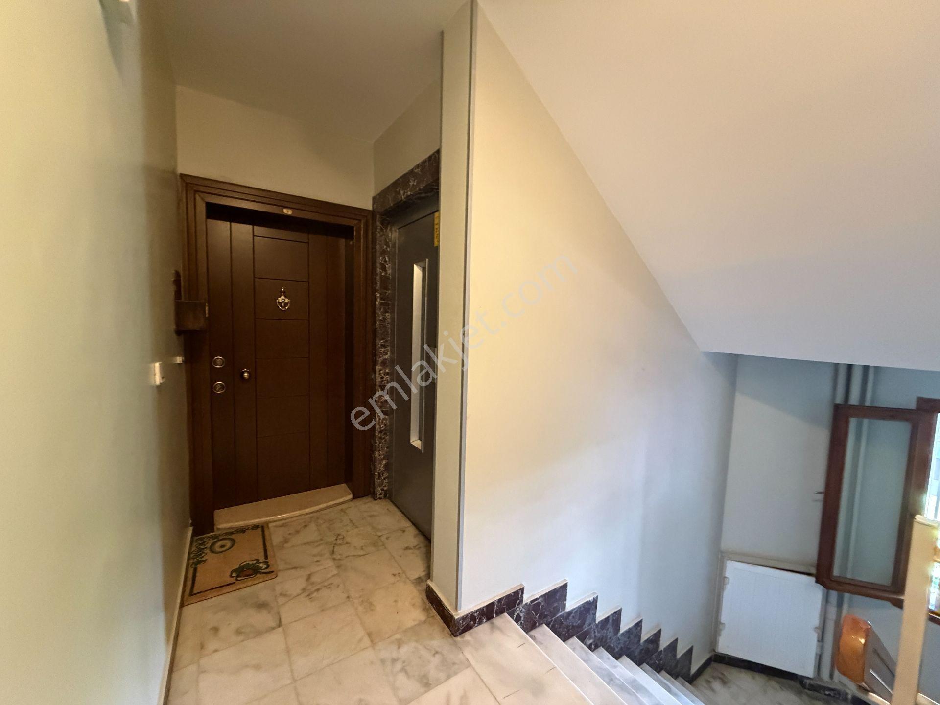 Feneryolu Kapalı Otoparklı Bahçeli Satılık 3+1 Daire / Kiracısız - Görsel 27