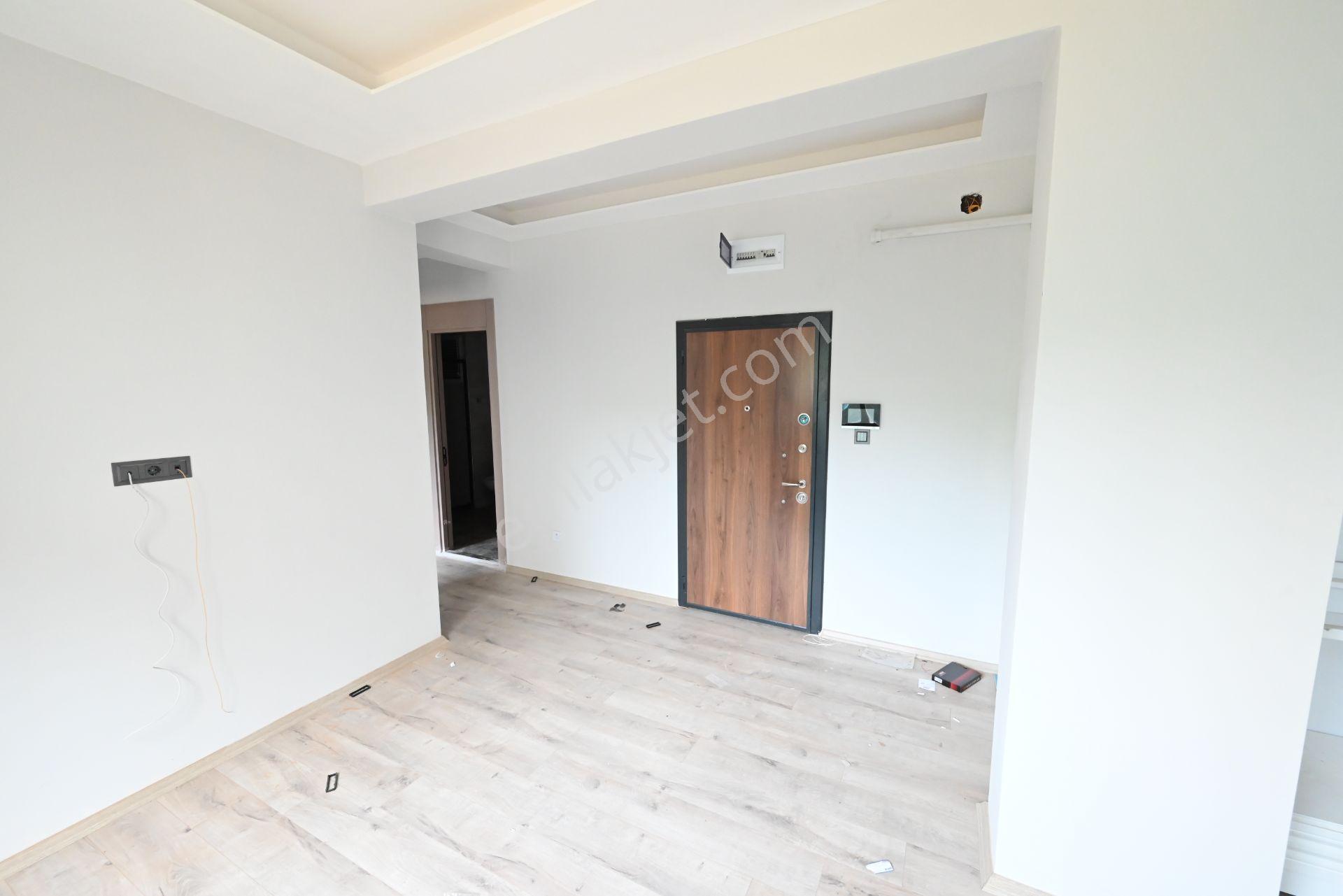 Üstünkent'ten Davultepe'de Modern Butik Yapıda Satılık 1+1 Daire - Görsel 16