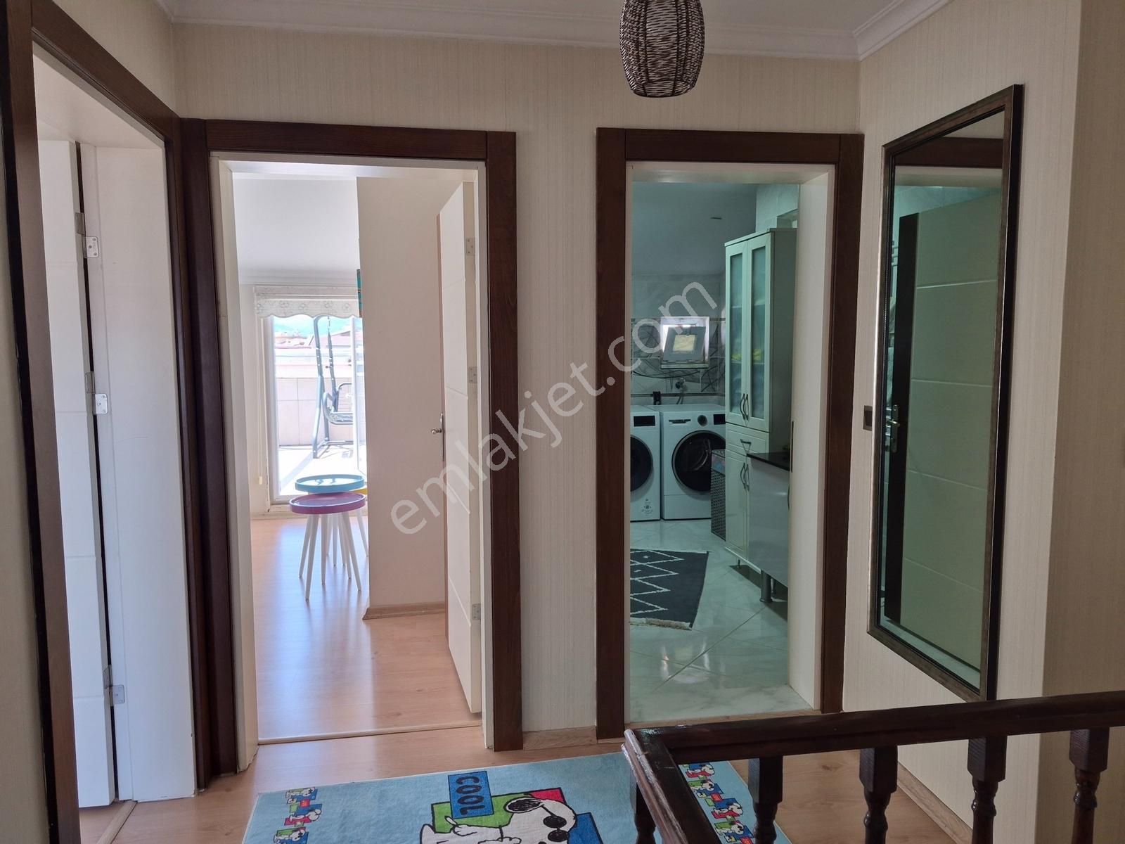 Remax Advantage'den Demirci'de 5+1 Dubleks Satılık Lüks Daire - Görsel 3