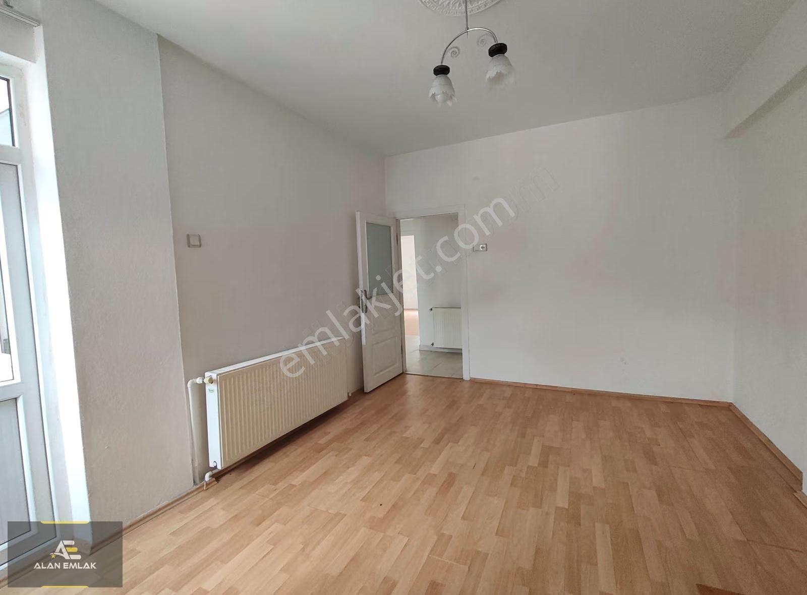 Alan Emlak;19 Mayıs Mahallesi, Prestijli Konum Kiralık Daire - Görsel 17