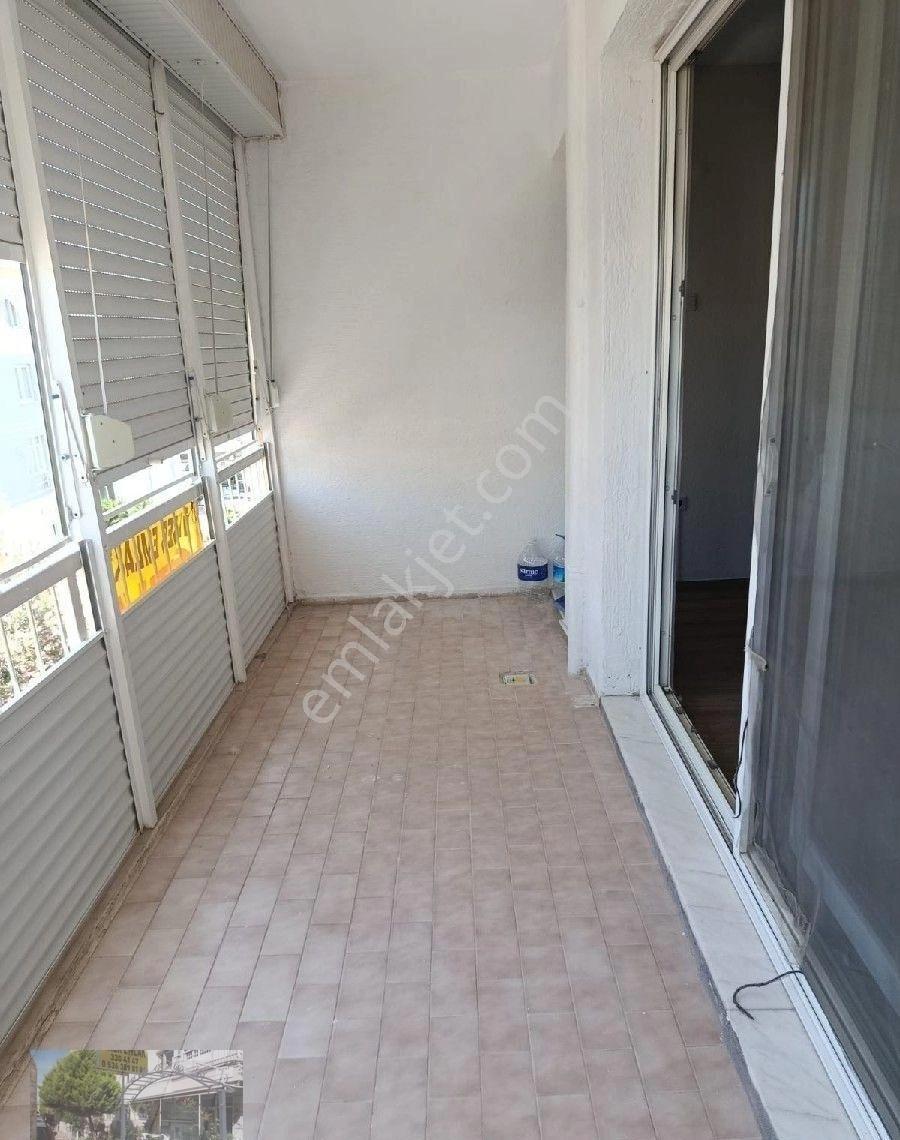 Bostanlı Da Sahile Yakın Son Kat Bakımlı