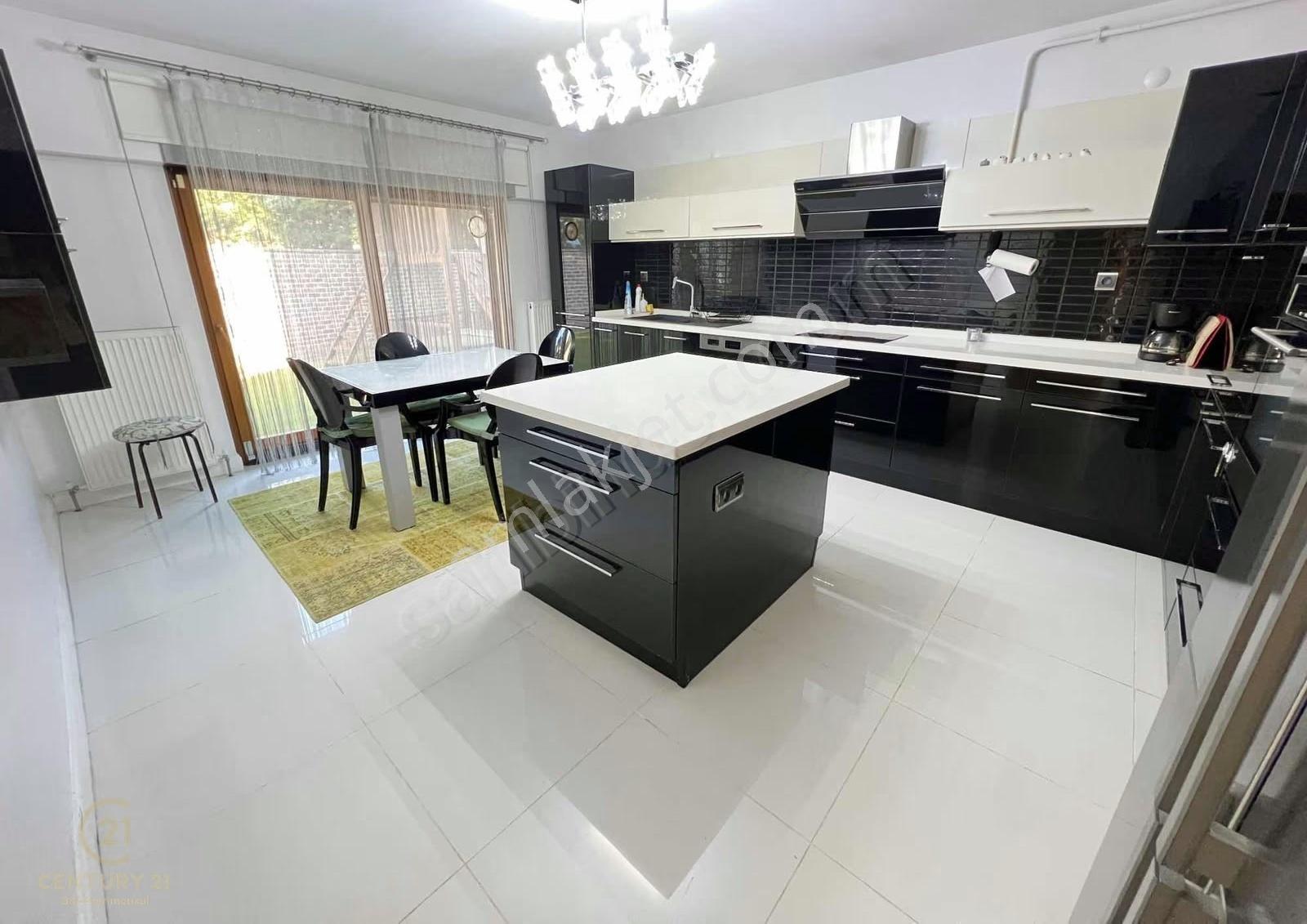 Değirmen Boğazı Sitesinde Bahçeli Özel Tasarım Satılık Lüx Villa - Görsel 6
