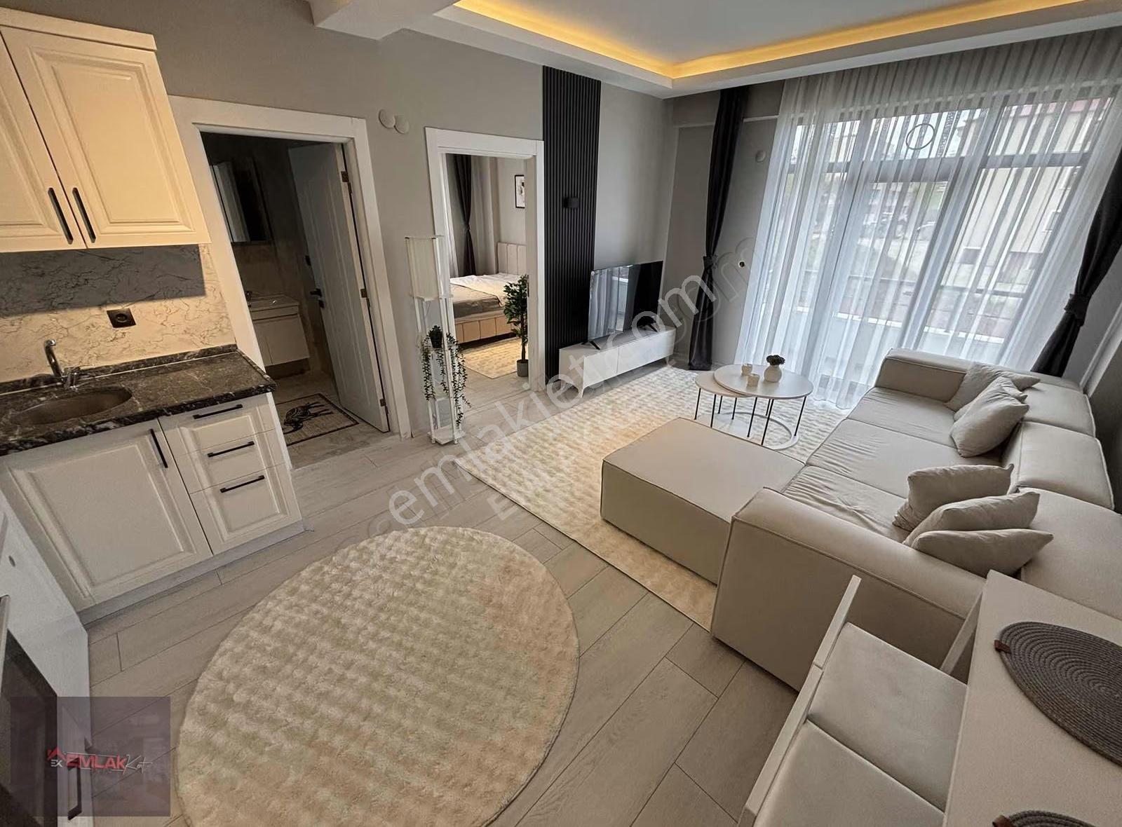Emlakkent'ten Satılık Lüks Eşyalı İskanlı 1+1 Daire - Görsel 23