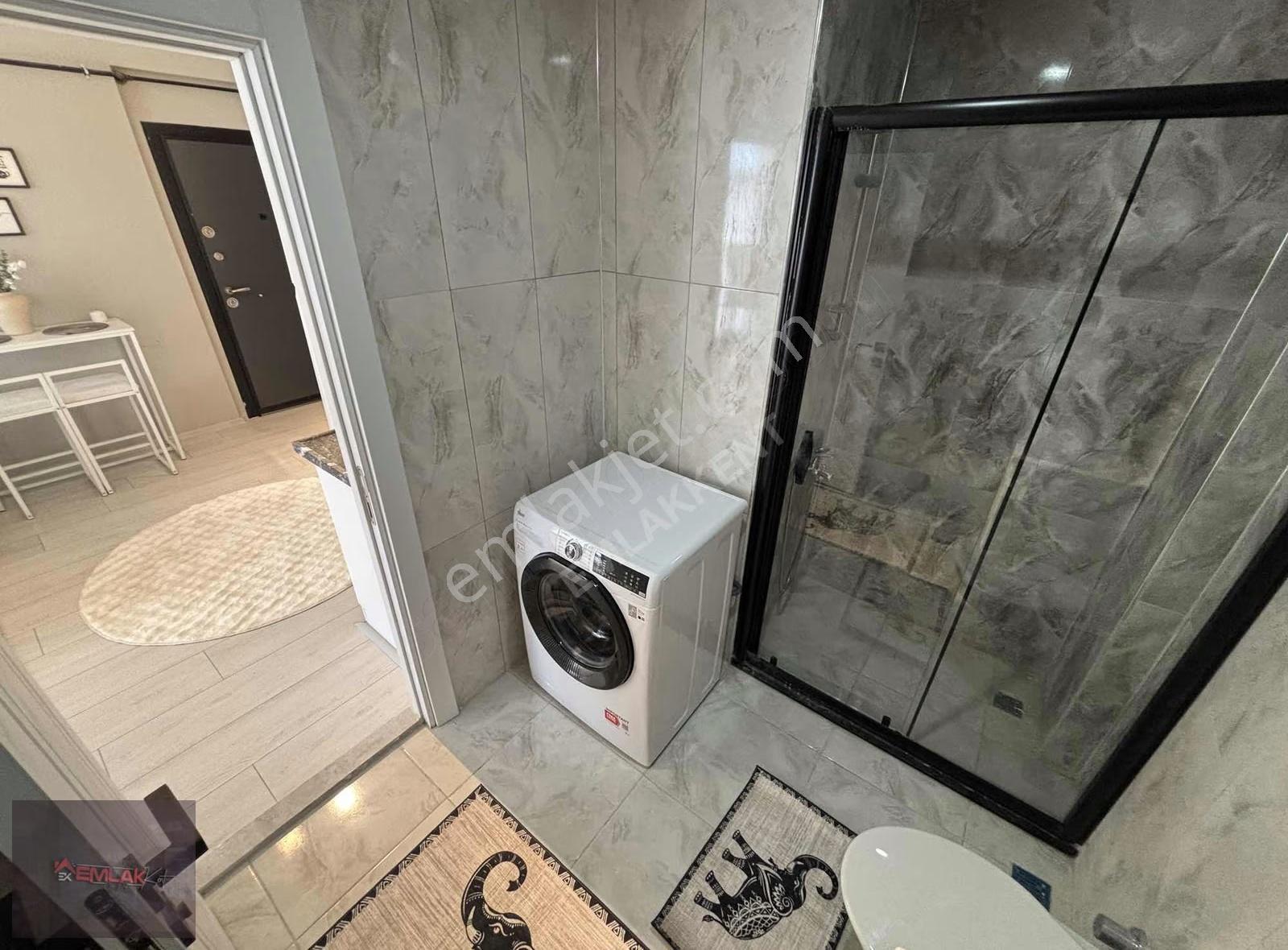 Emlakkent'ten Satılık Lüks Eşyalı İskanlı 1+1 Daire - Görsel 4