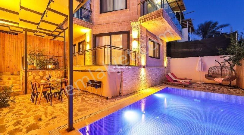 Süresiz Turizm Belgeli Merkeze Yakın 3+1 Villa - Görsel 6