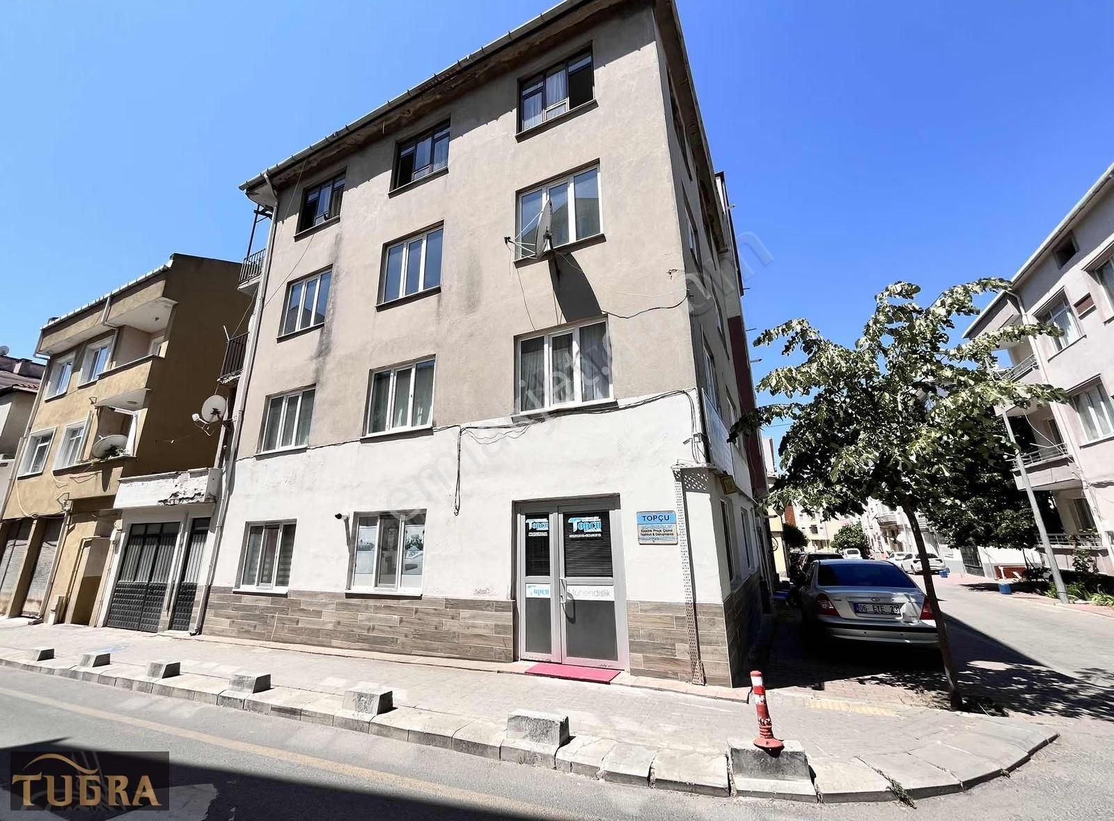 Tuğradan Reşadiye'de 3+1 Arakat Kiralık Daire