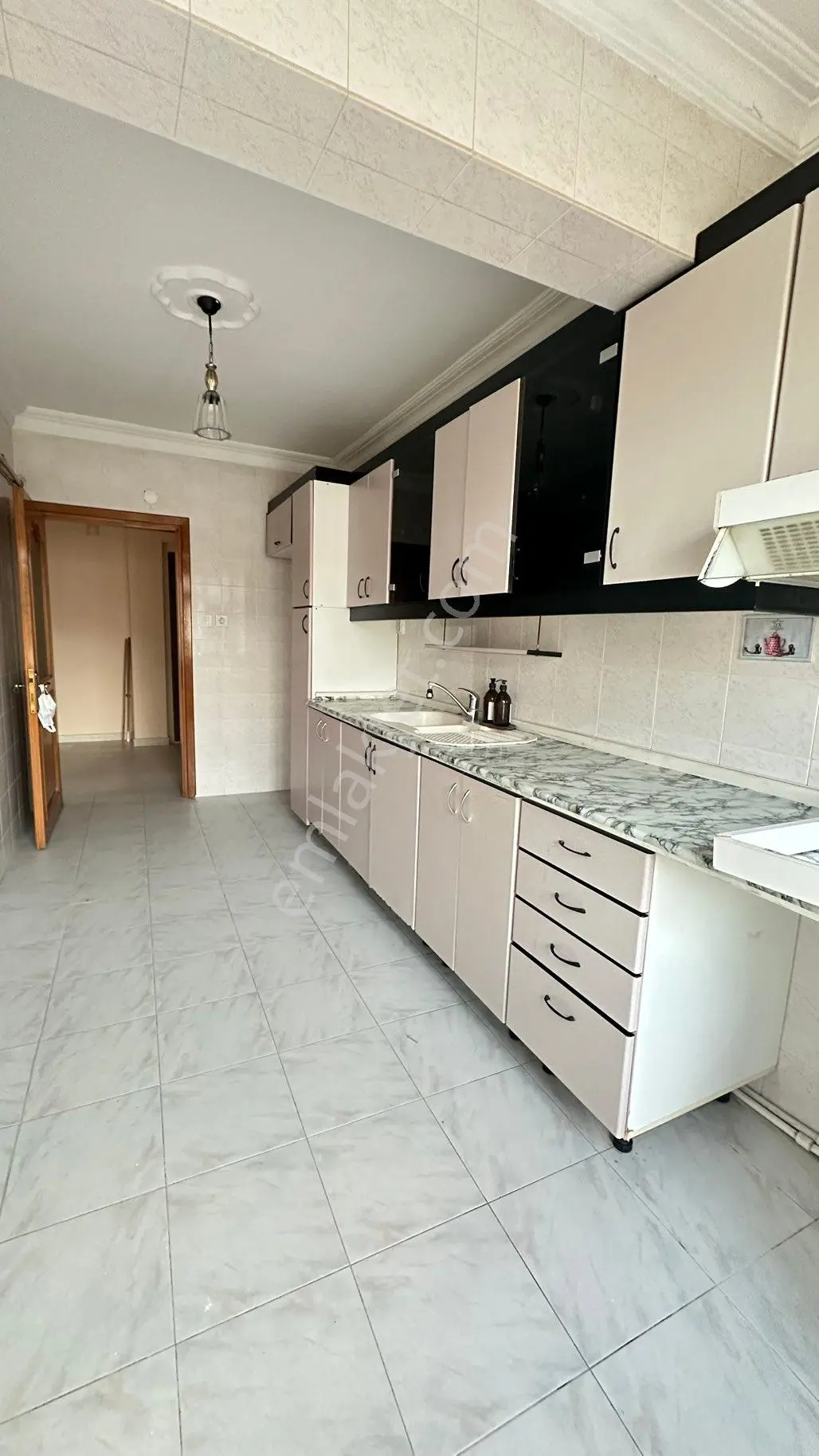 Merkezi Konumda Geniş Aydınlık Daire ! - Görsel 4