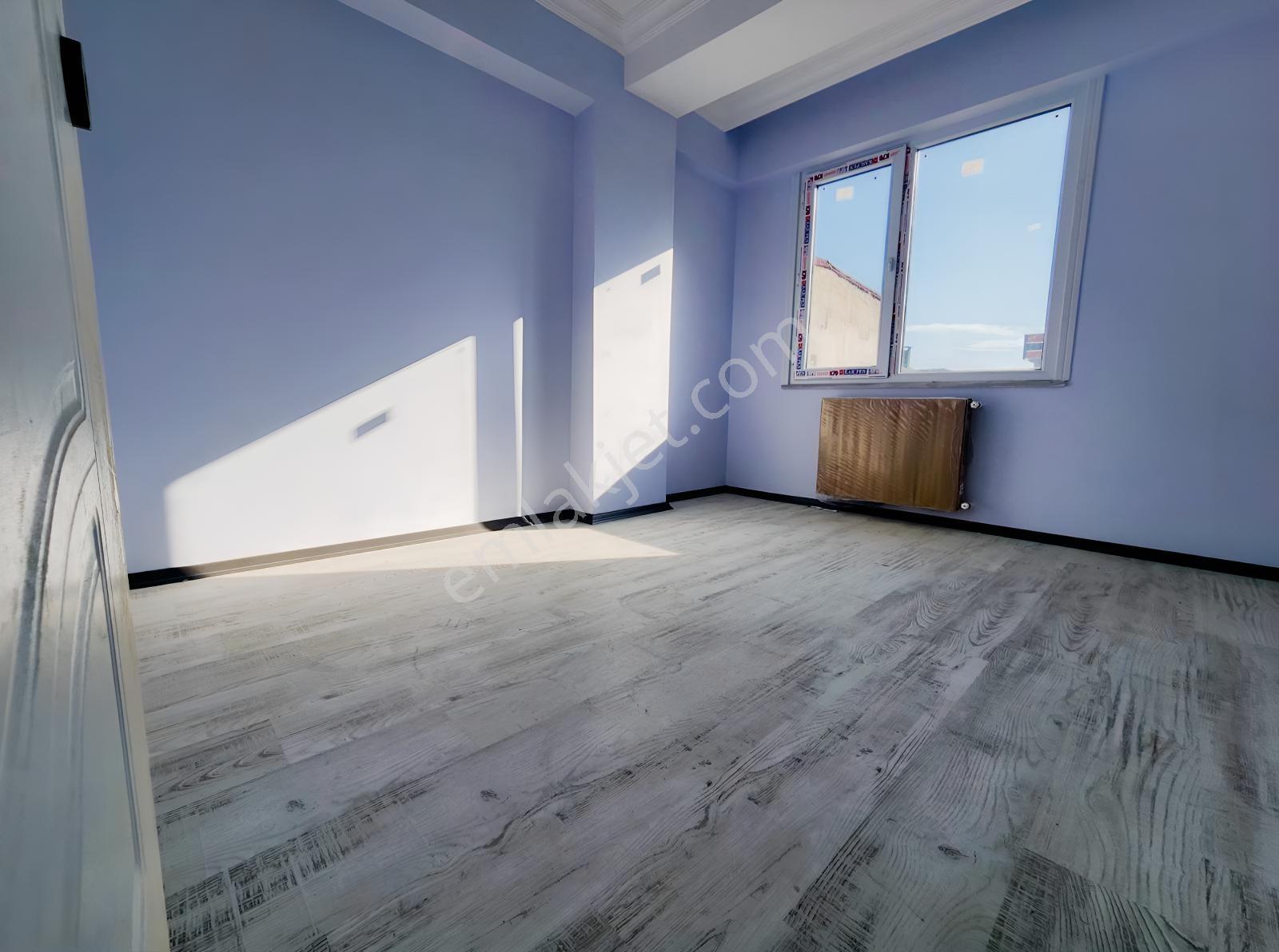 Satılık 2+1 Ön Cephe 1 Kat Daire - Görsel 3
