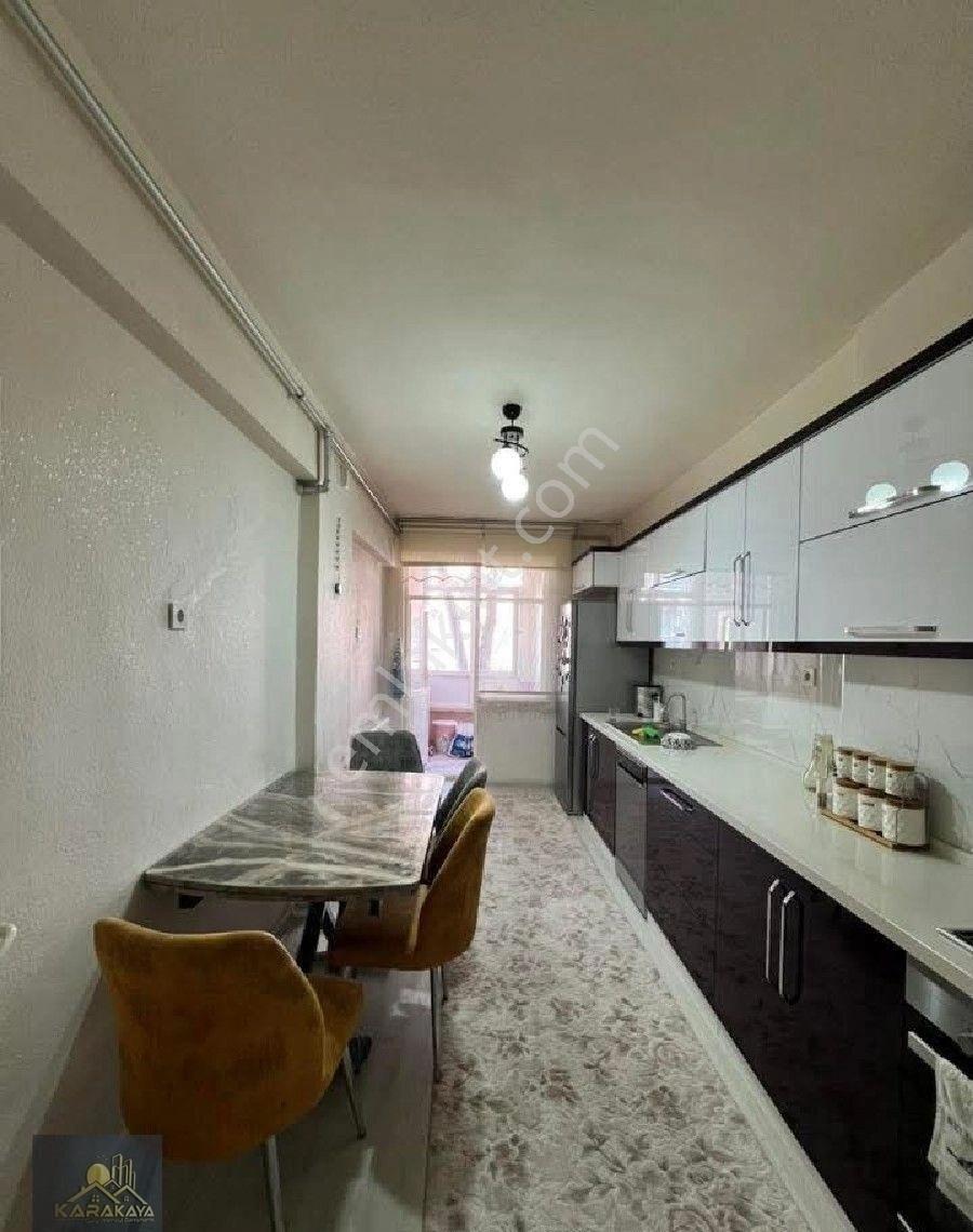 Karakaya Gayrimenkul’den📍 Ankara / Polatlı / Cumhuriyet Mahallesi📌 Cadde Cepheli