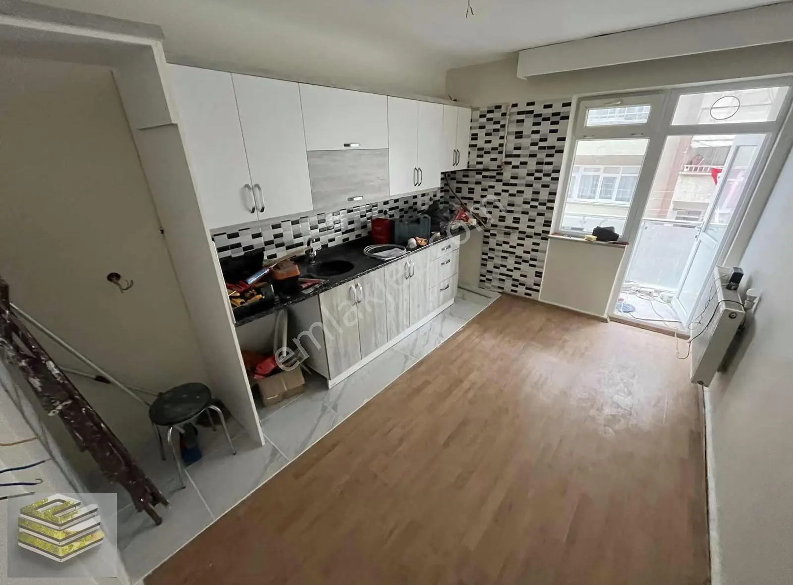 Ekipten Kiralık 2+1 Daire 100 M2 Asansörlü