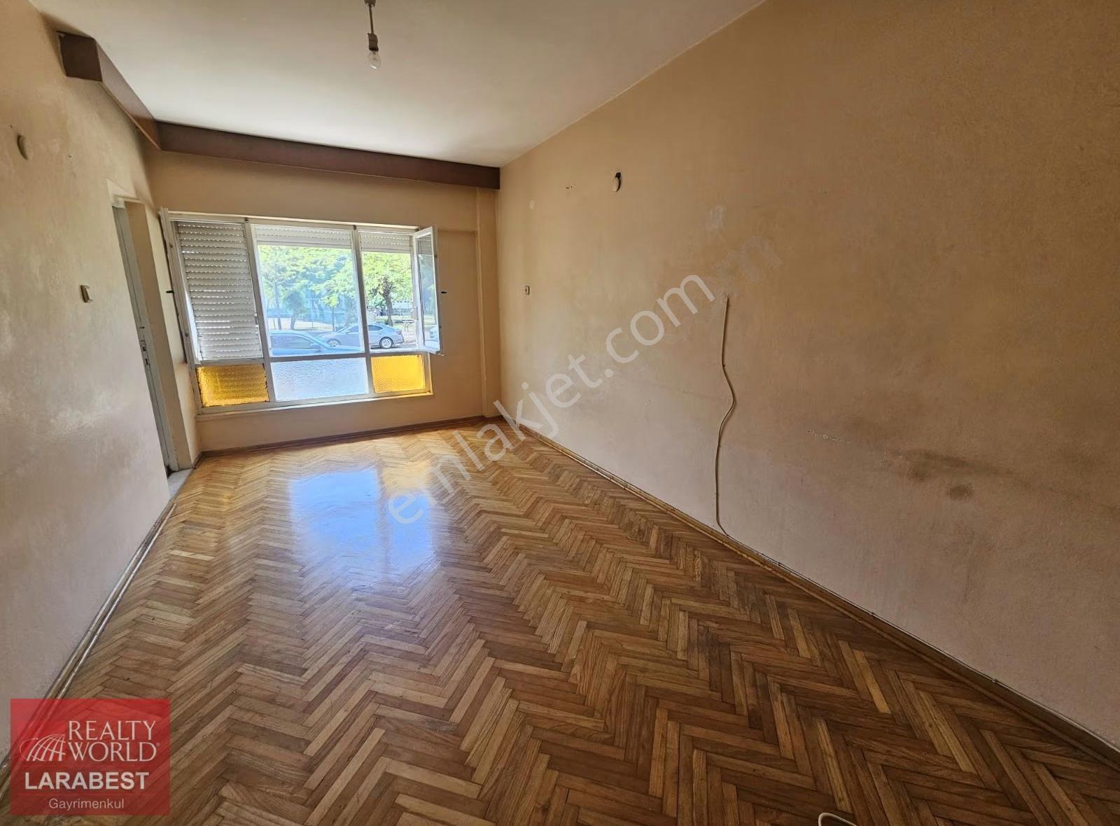Bayindır Mahallesinde 3+1 Kiralık Daire - Görsel 19