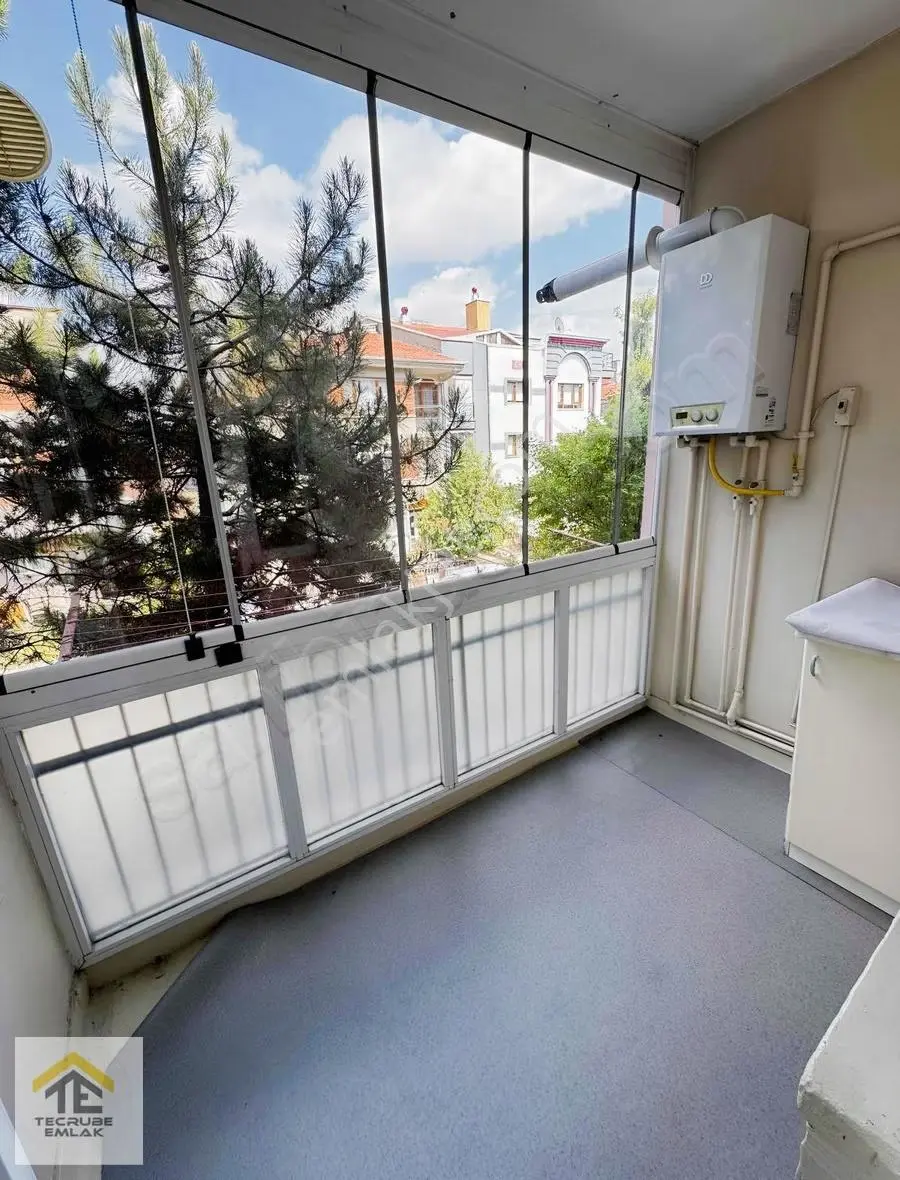 Gata Ve Şehir Hastanesi Yakını 1.katta 3+1 Ön Cam Balkonlu