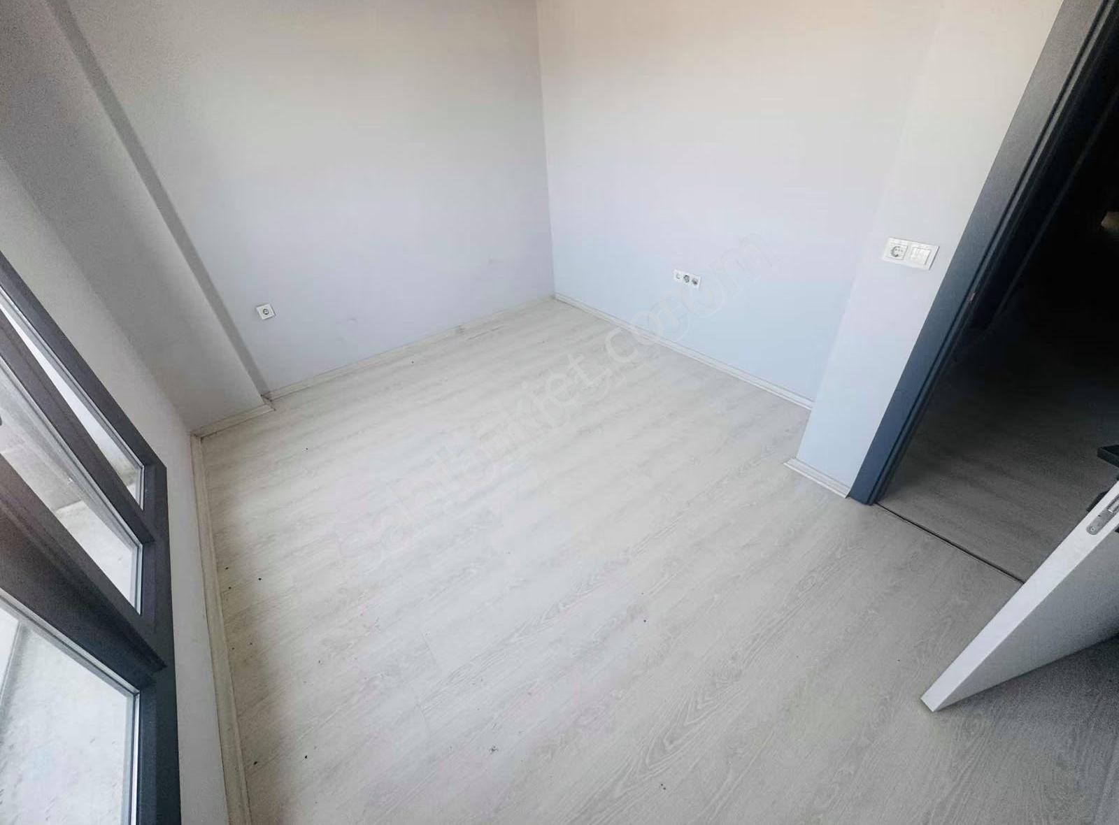 1 Nolu Sağlık Ocağı Mevki 4+1 Teraslı Asansörlü Yeni Dubleks - Görsel 3
