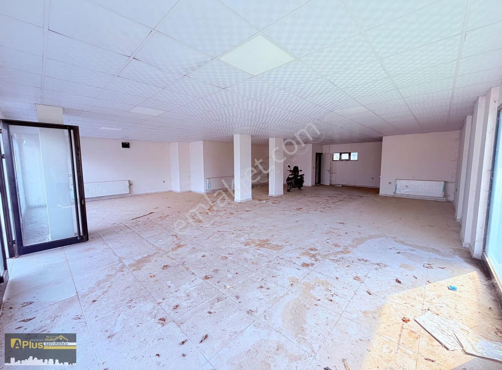 A Plus Gayrimenkulden Cadde Üstü 180 M2 Kiralık Dükkan - Görsel 7