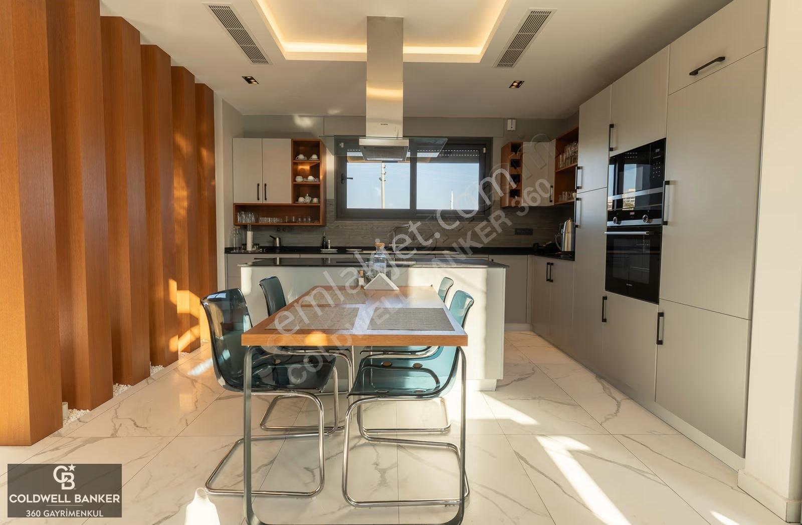 Çeşme Dalyan'da Havuzlu Özel Tasarım 5+2 Satılık Villa - Görsel 19