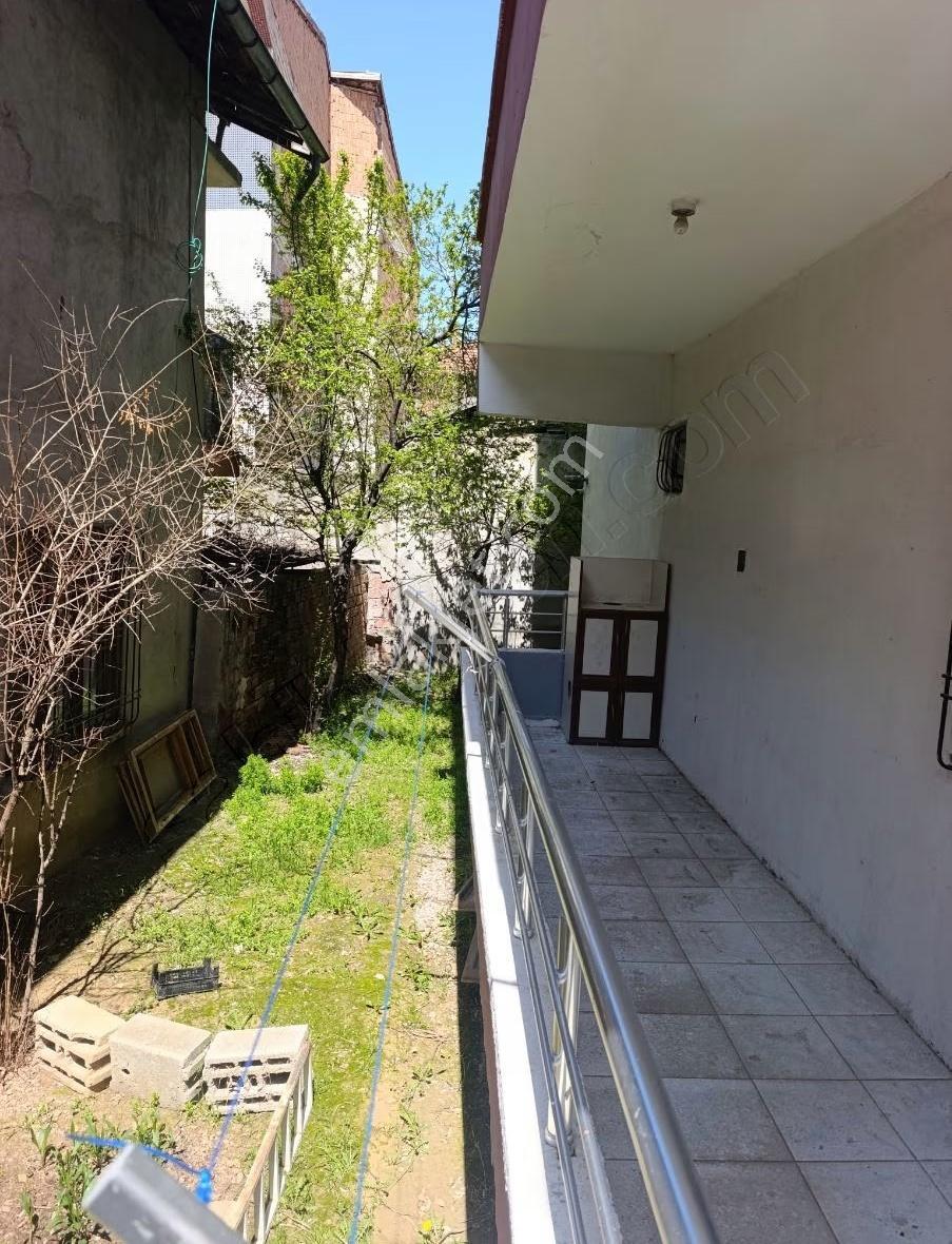 Gazi Lisesi'nin Hemen Karşı Arasında Kiralık Daire !!! - Görsel 27
