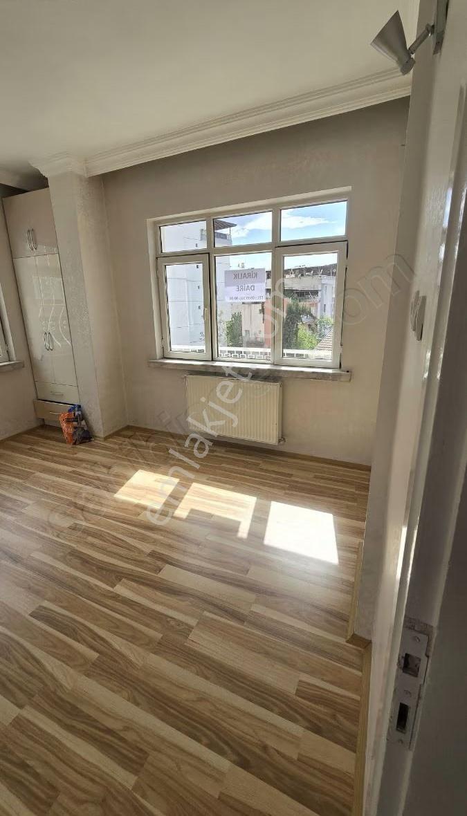 Başharık Mahallesin De Kiralık 2+1 Ara Kat Daire - Görsel 4