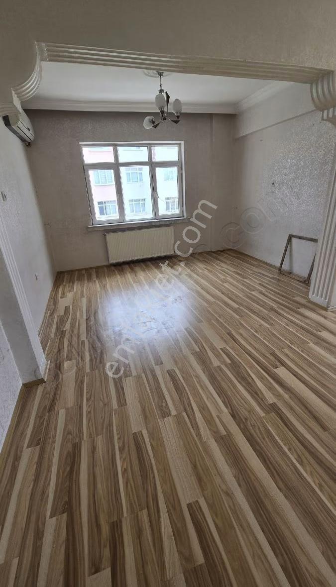 Başharık Mahallesin De Kiralık 2+1 Ara Kat Daire - Görsel 3