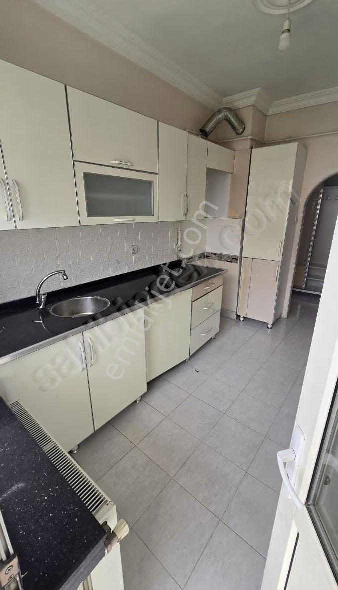 Başharık Mahallesin De Kiralık 2+1 Ara Kat Daire