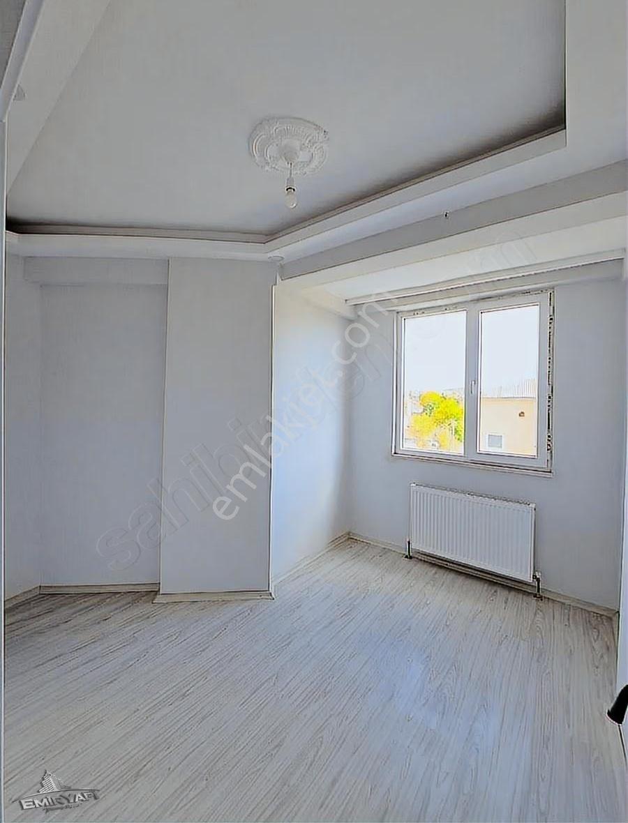 Emir Emlak Gayrimenkulden Satılık 1+1 Apart Üni. 2.kapı - Görsel 12