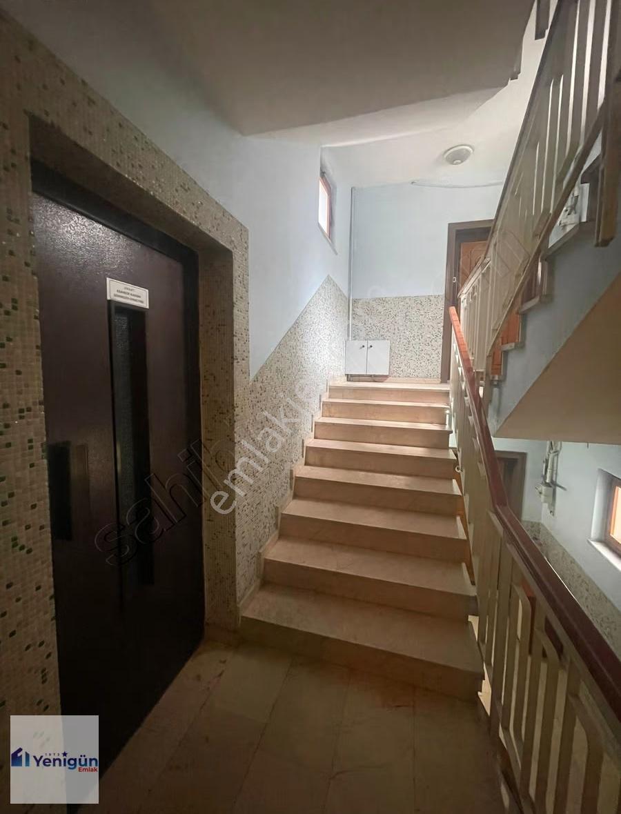 Yenigün Emlak'tan Papuççular Mahallesinde 3.kat Satılık Daire - Görsel 2