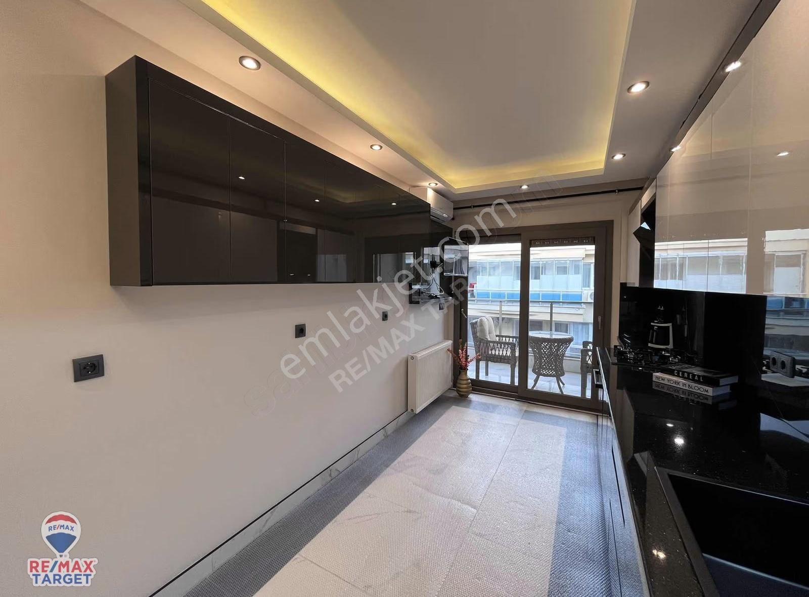 İzmir Karşıyaka Satılık Dubleks Daire 4+1 Ferah Ve Modern - Görsel 24