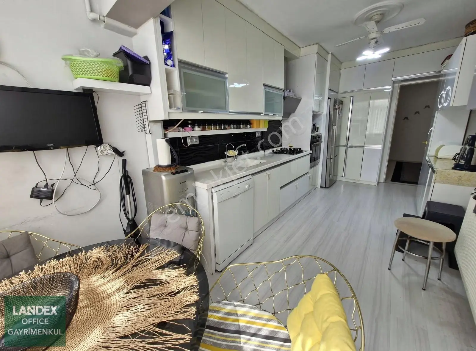 Landex'den 3+1 Lozan Caddesi Full Beyan 140m2 Masrafsız Daire - Görsel 3
